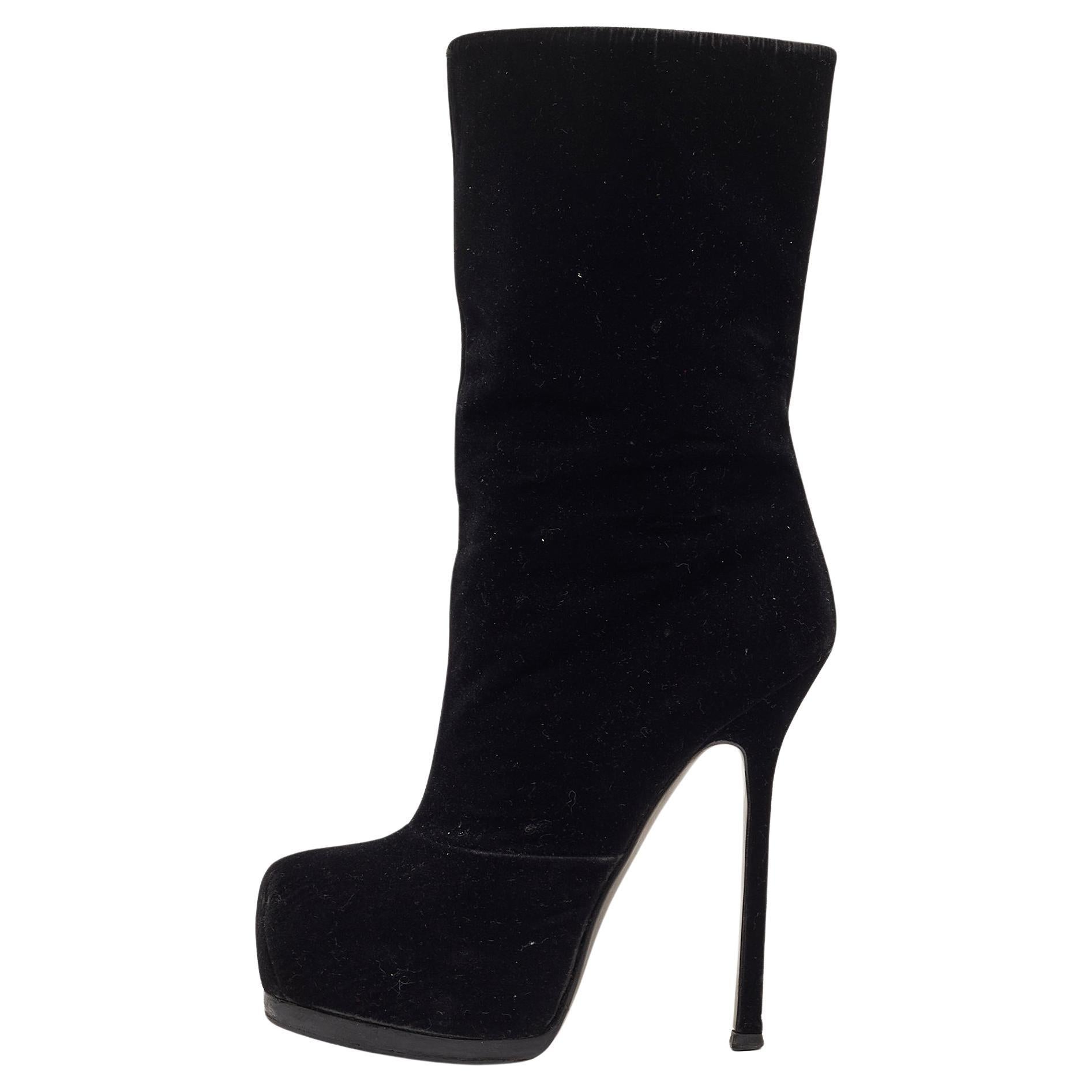 Yves Saint Laurent Black Velvet Ankle Boots Size 36 For Sale