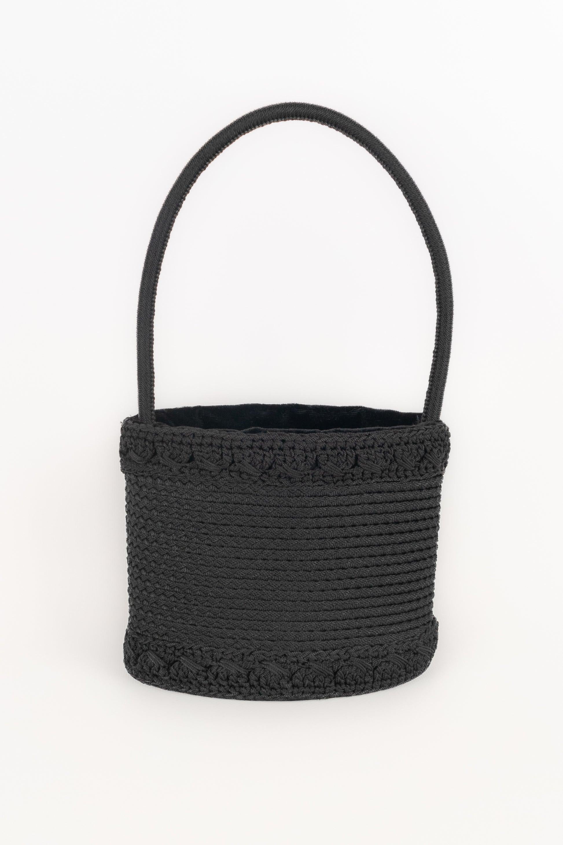Yves Saint Laurent Black Velvet Bag In Excellent Condition For Sale In SAINT-OUEN-SUR-SEINE, FR
