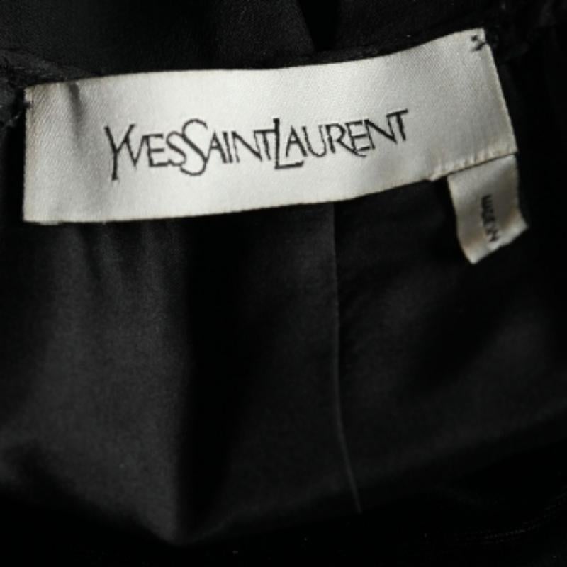 Yves Saint Laurent Black Velvet Bow Applique Midi Dress M In Fair Condition For Sale In Dubai, Al Qouz 2