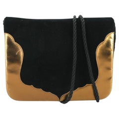 Yves Saint Laurent Schwarzer Samt Gold Crossbody Abendtasche