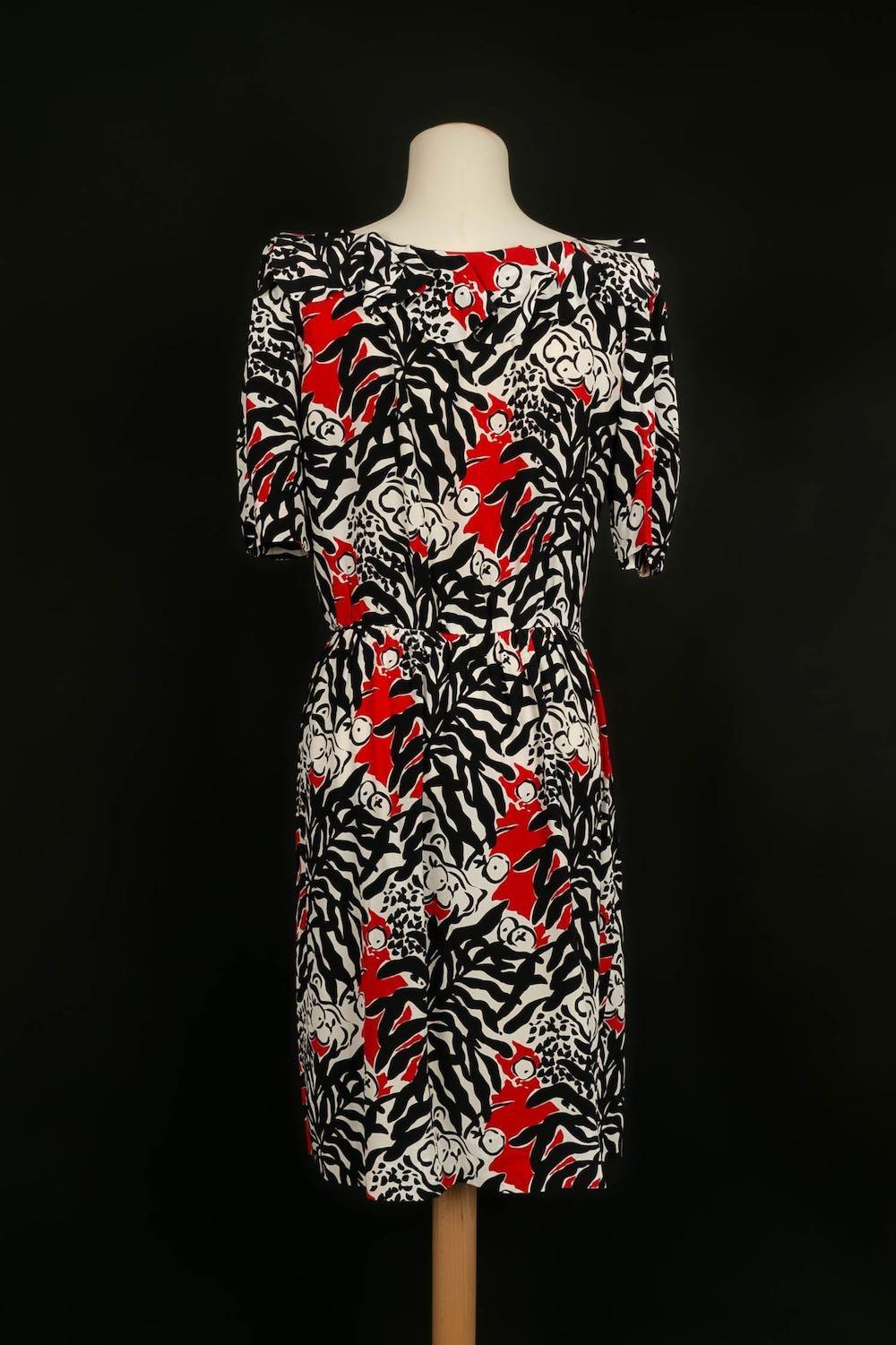 Robe en soie noire, blanche et rouge Yves Saint Laurent Pour femmes en vente