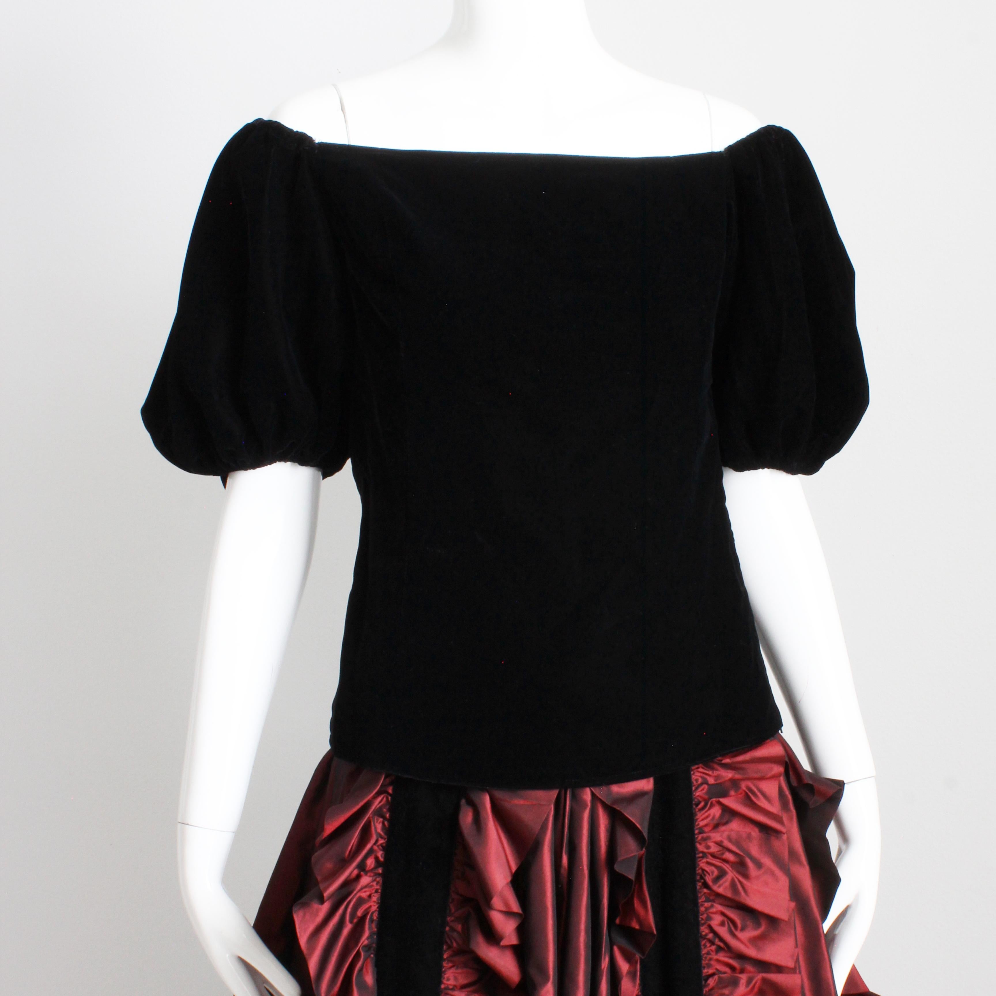 Yves Saint Laurent Camicetta con maniche a sbuffo in velluto nero formale vintage 38 in vendita 6