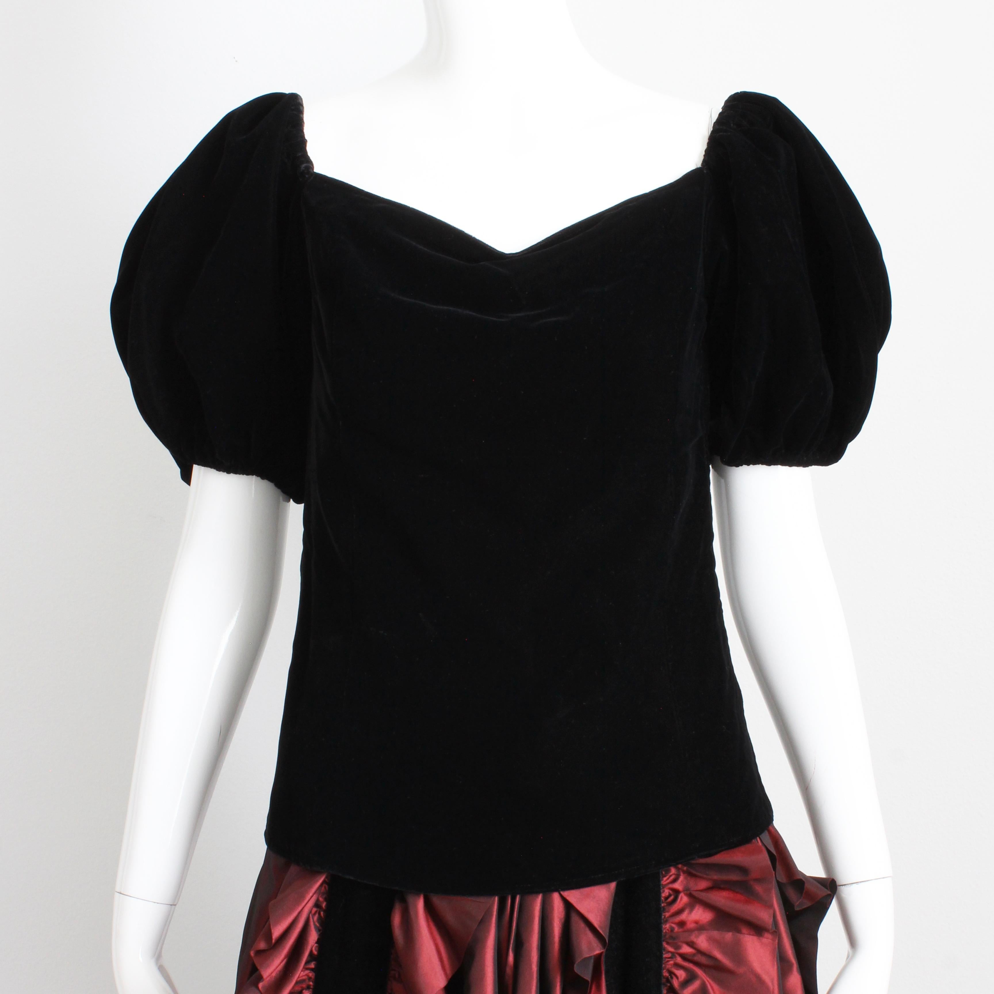 Donna Yves Saint Laurent Camicetta con maniche a sbuffo in velluto nero formale vintage 38 in vendita