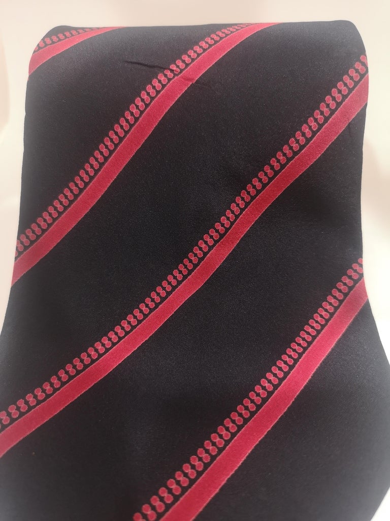 Gray Yves Saint Laurent blue red silk tie For Sale