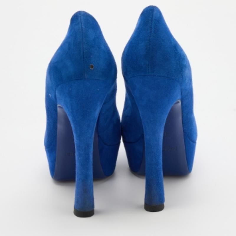 Escarpins Palais à bout ouvert en daim bleu Yves Saint Laurent, taille 36,5 en vente 1