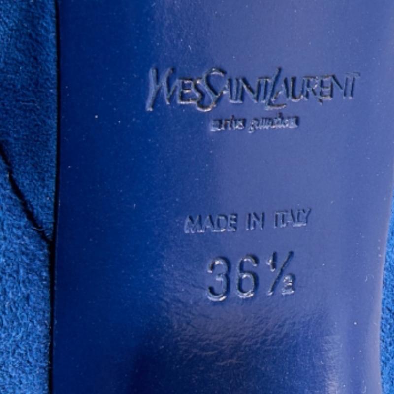 Escarpins Palais à bout ouvert en daim bleu Yves Saint Laurent, taille 36,5 en vente 3