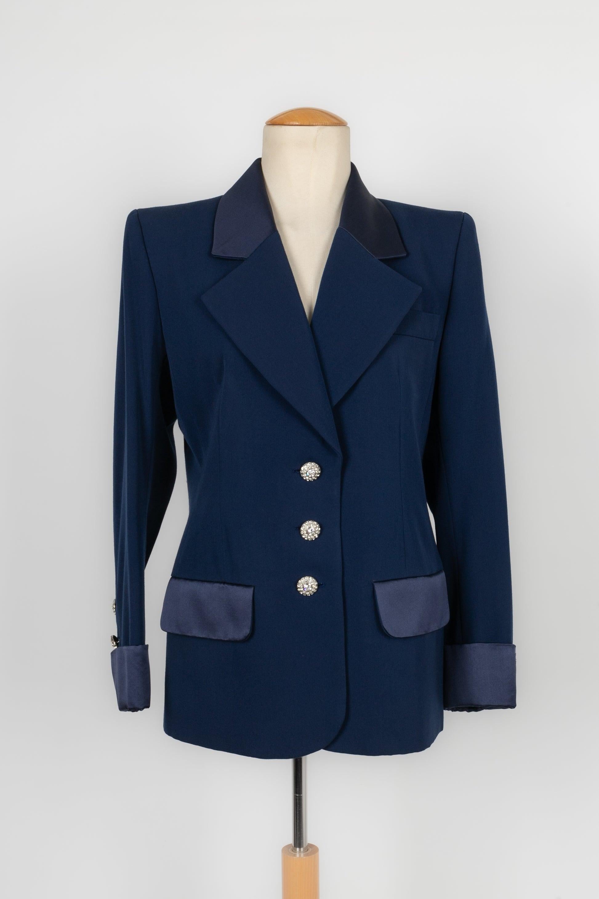 Yves Saint Laurent Blue Wool Pant Suit Haute Couture 36FR/38FR For Sale 2