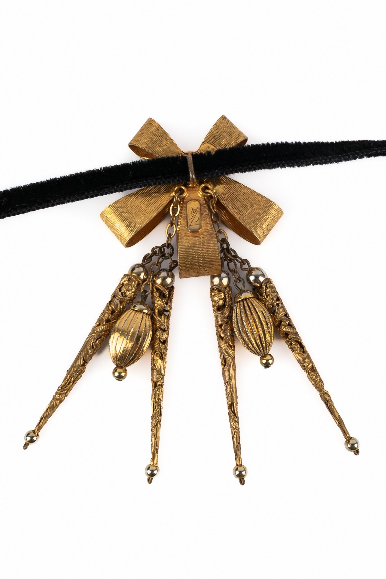Donna Collana con fiocco Yves Saint Laurent in vendita