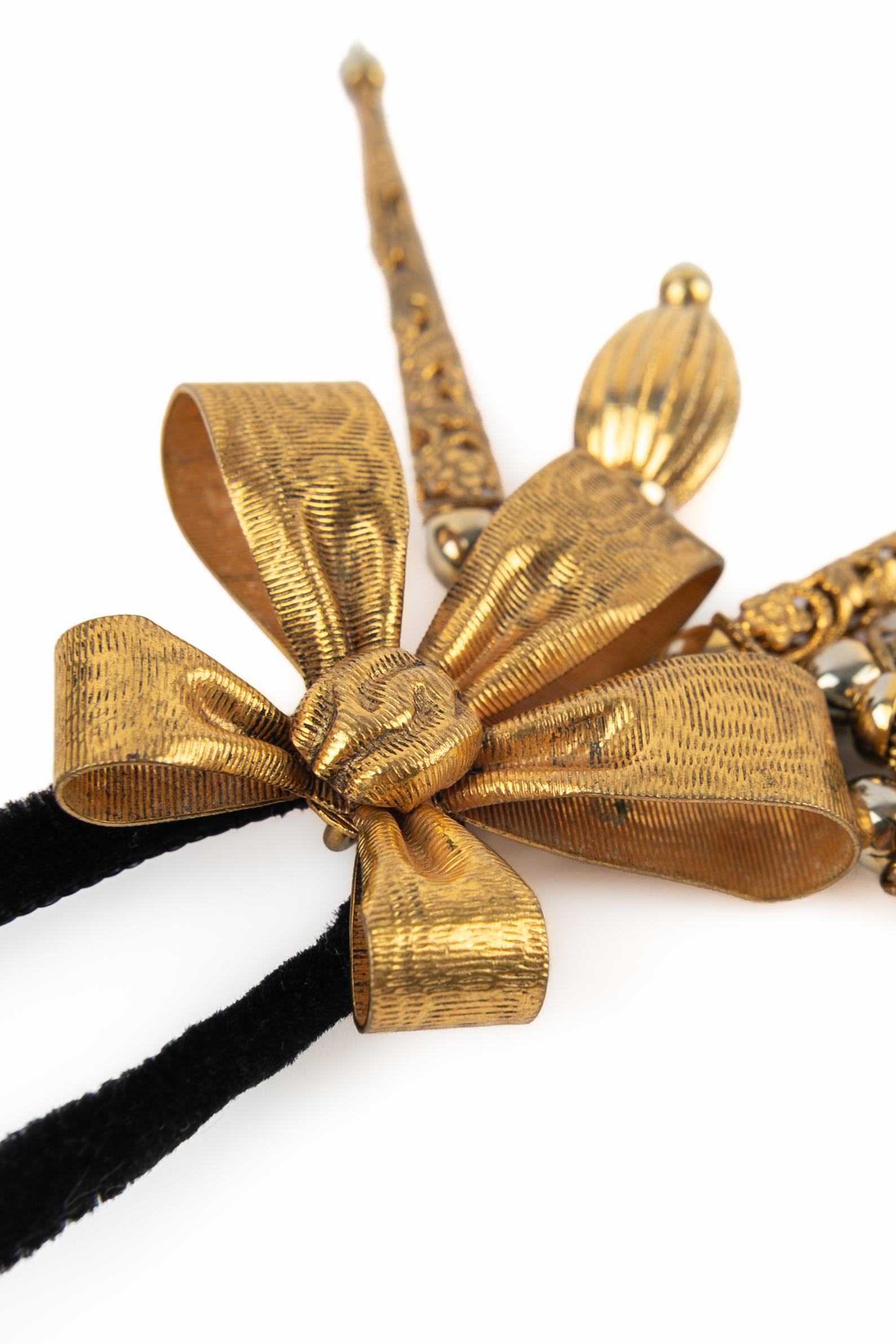 Collana con fiocco Yves Saint Laurent in vendita 3