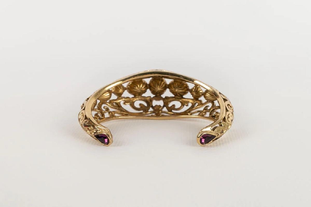 Women's Yves Saint Laurent Bracelet in Golden Metal with Rhinestones For Sale