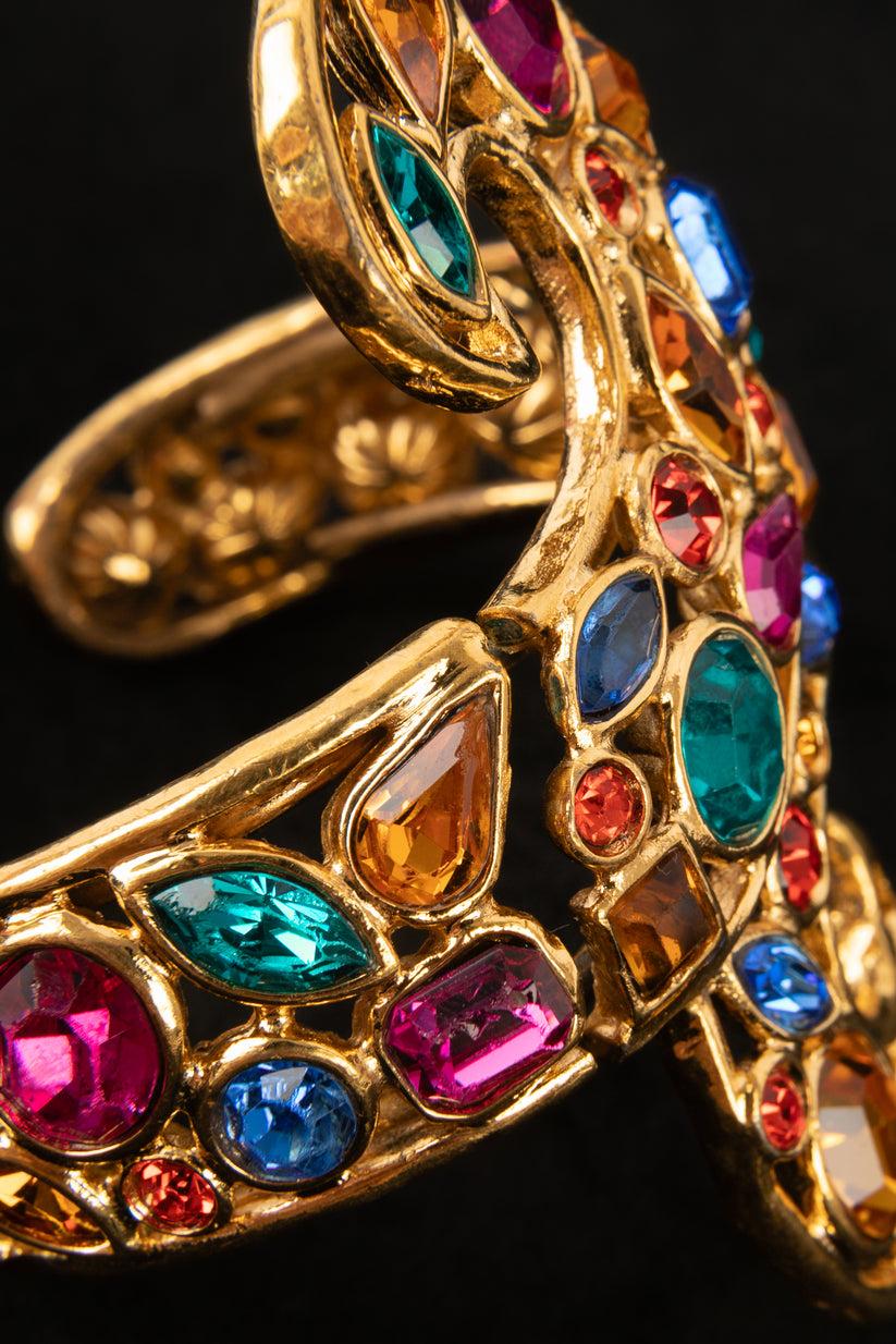 Yves Saint Laurent Bracelet in Golden Metal with Rhinestones For Sale 1