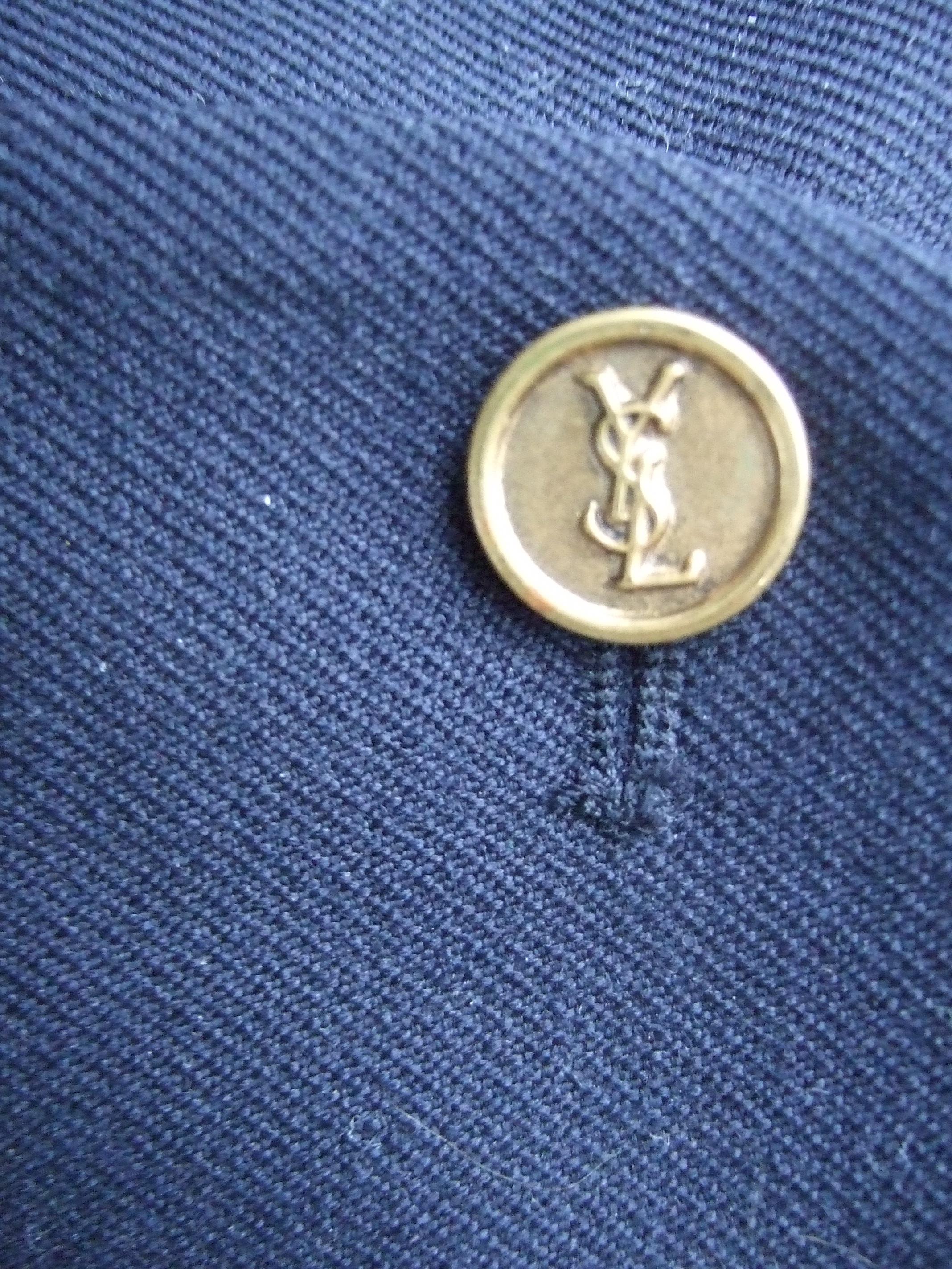 Yves Saint Laurent Gilet unisexe en laine bleu foncé avec boutons YSL en laiton pour hommes, années 1970 Unisexe en vente
