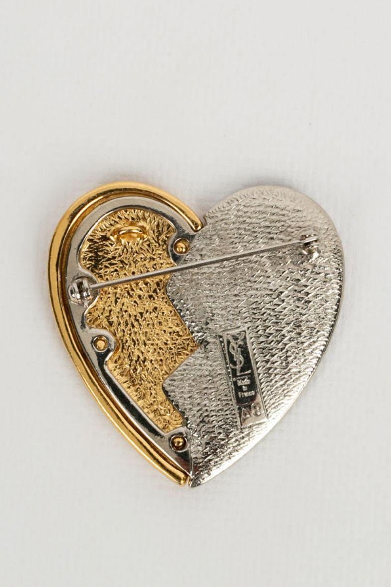 Yves Saint Laurent Brooch in Gold and Silver Plated Heart with Rhinestones In Excellent Condition For Sale In SAINT-OUEN-SUR-SEINE, FR