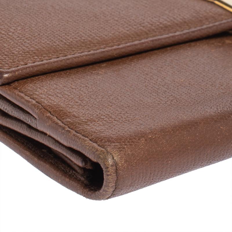 Yves Saint Laurent Brown Leather Y Ligne Flap Continental Wallet For Sale 2