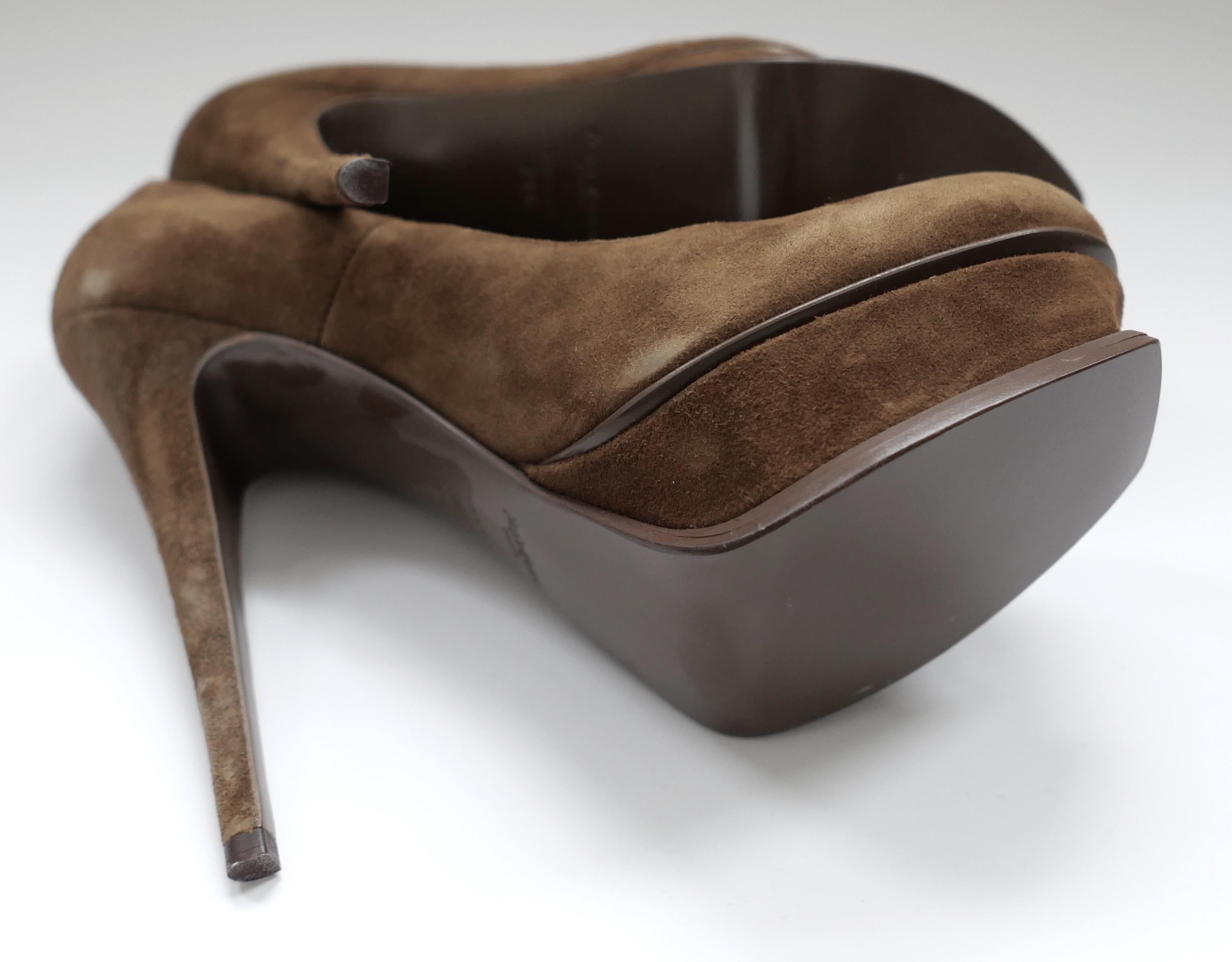 Yves Saint Laurent Brown Suede Palais Platform Heels For Sale 1