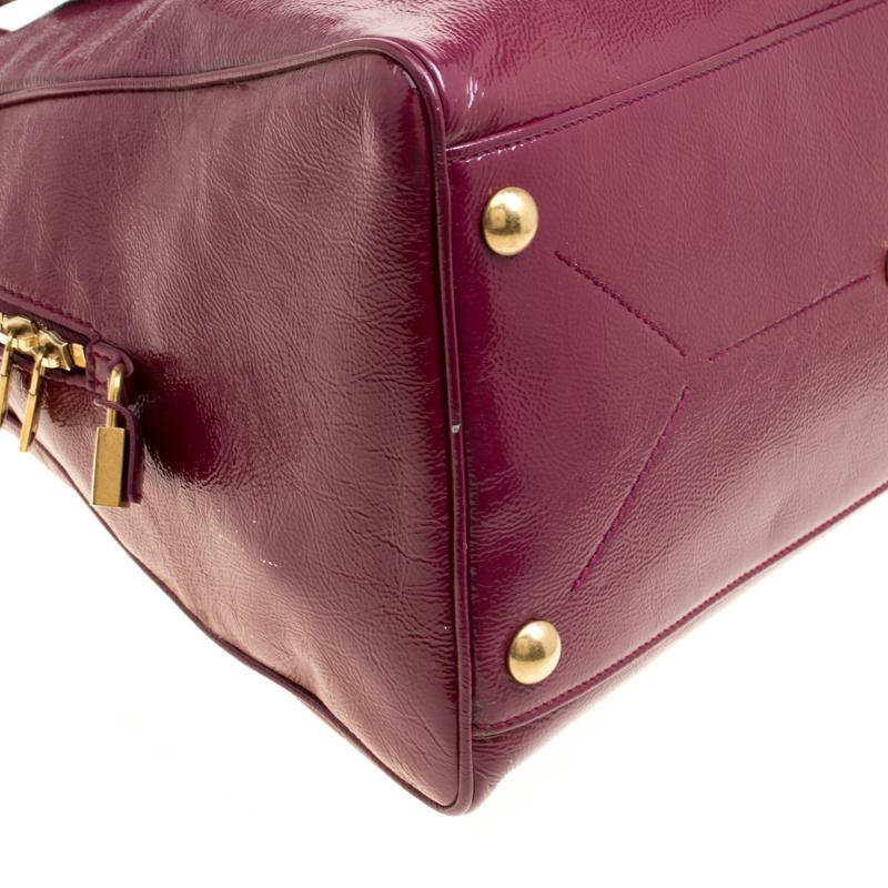 Marrone Yves Saint Laurent, borsa media Majorelle in pelle verniciata bordeaux