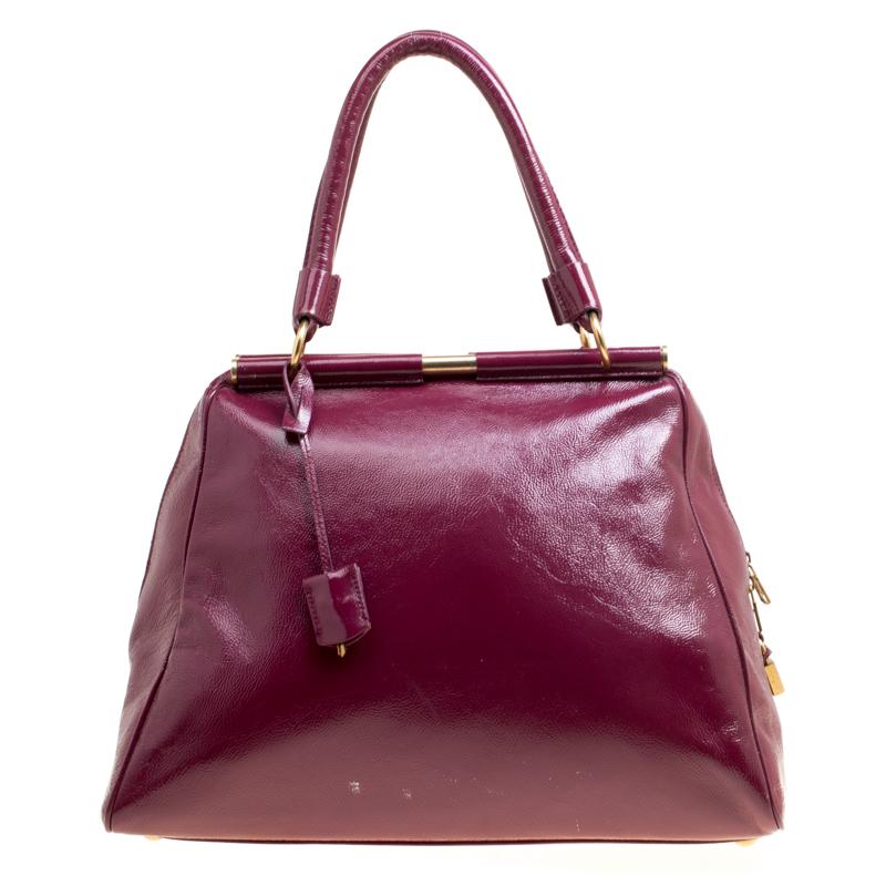 Yves Saint Laurent, borsa media Majorelle in pelle verniciata bordeaux 2