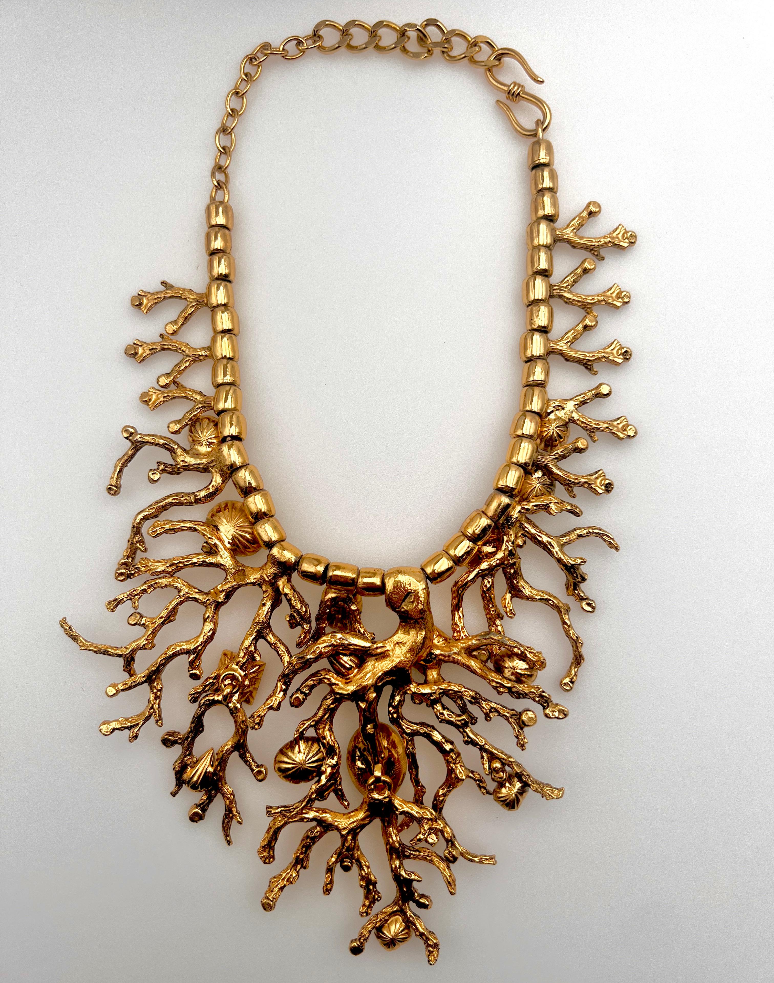 Yves Saint Laurent by maison Robert Goossens necklace 1980 Paris In Good Condition For Sale In Palm Beach, FL