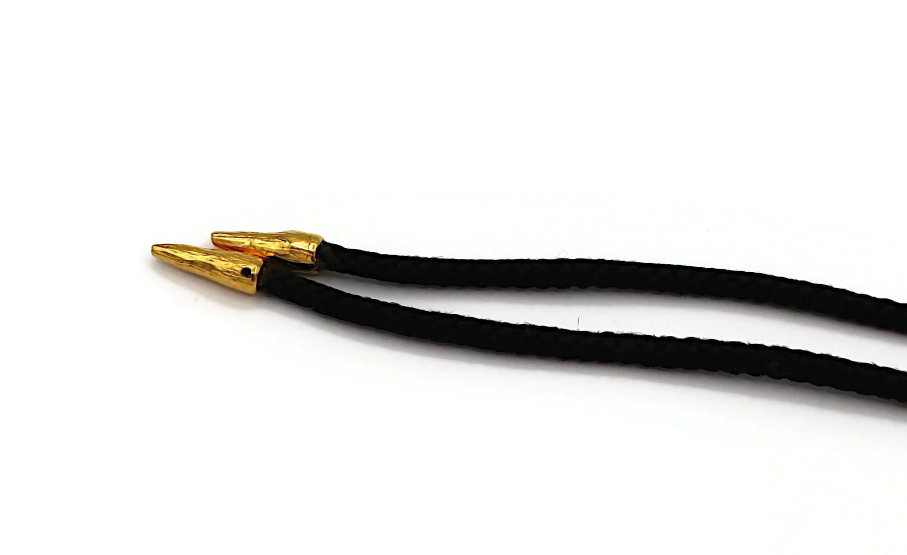 Donna Yves Saint Laurent by R. Goossens Collana con ciondolo a croce in cristallo di rocca vintage in vendita