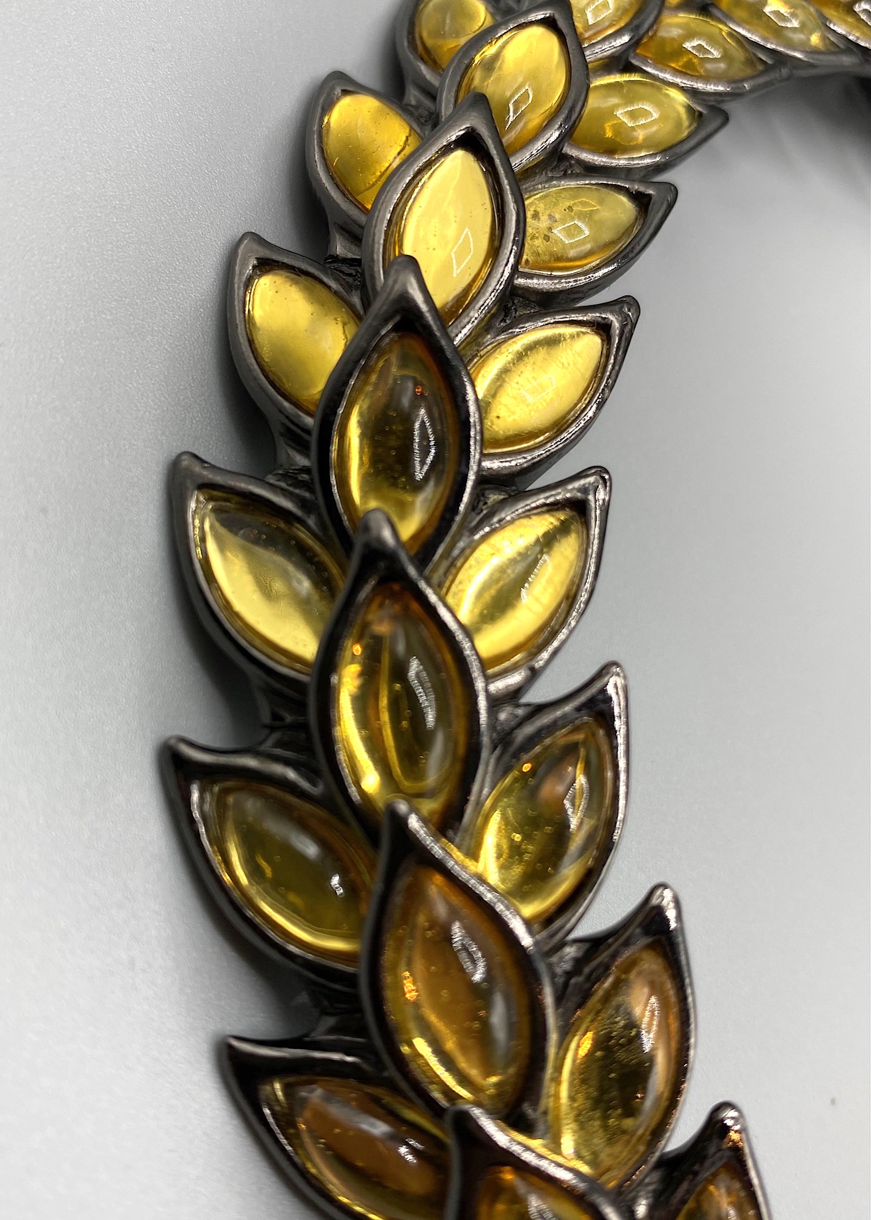 Yves Saint Laurent by Robert Goossens for Yves Saint Laurent 1980 Collana con Cabochon In condizioni buone in vendita a New York, NY