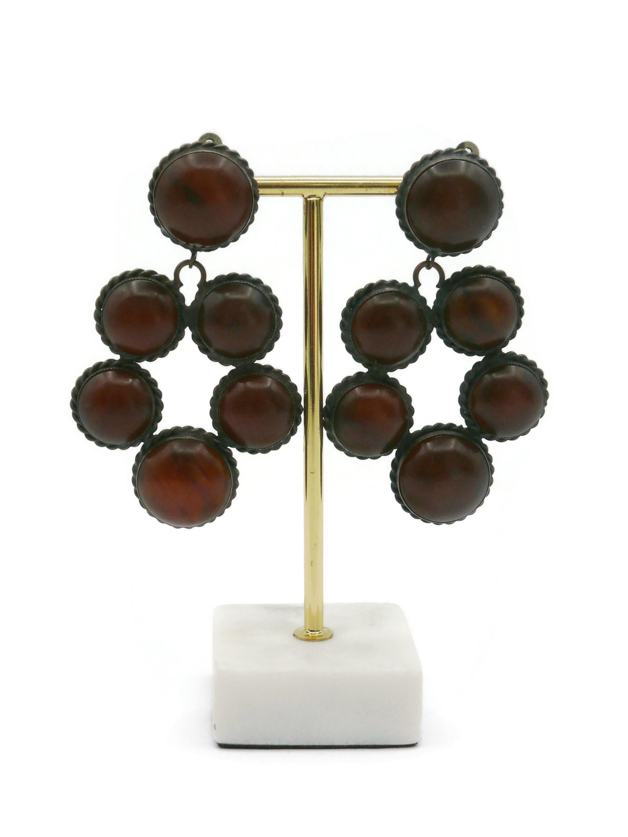 YVES SAINT LAURENT by ROGER SCEMAMA Vintage Dangling Earrings In Good Condition For Sale In Nice, FR