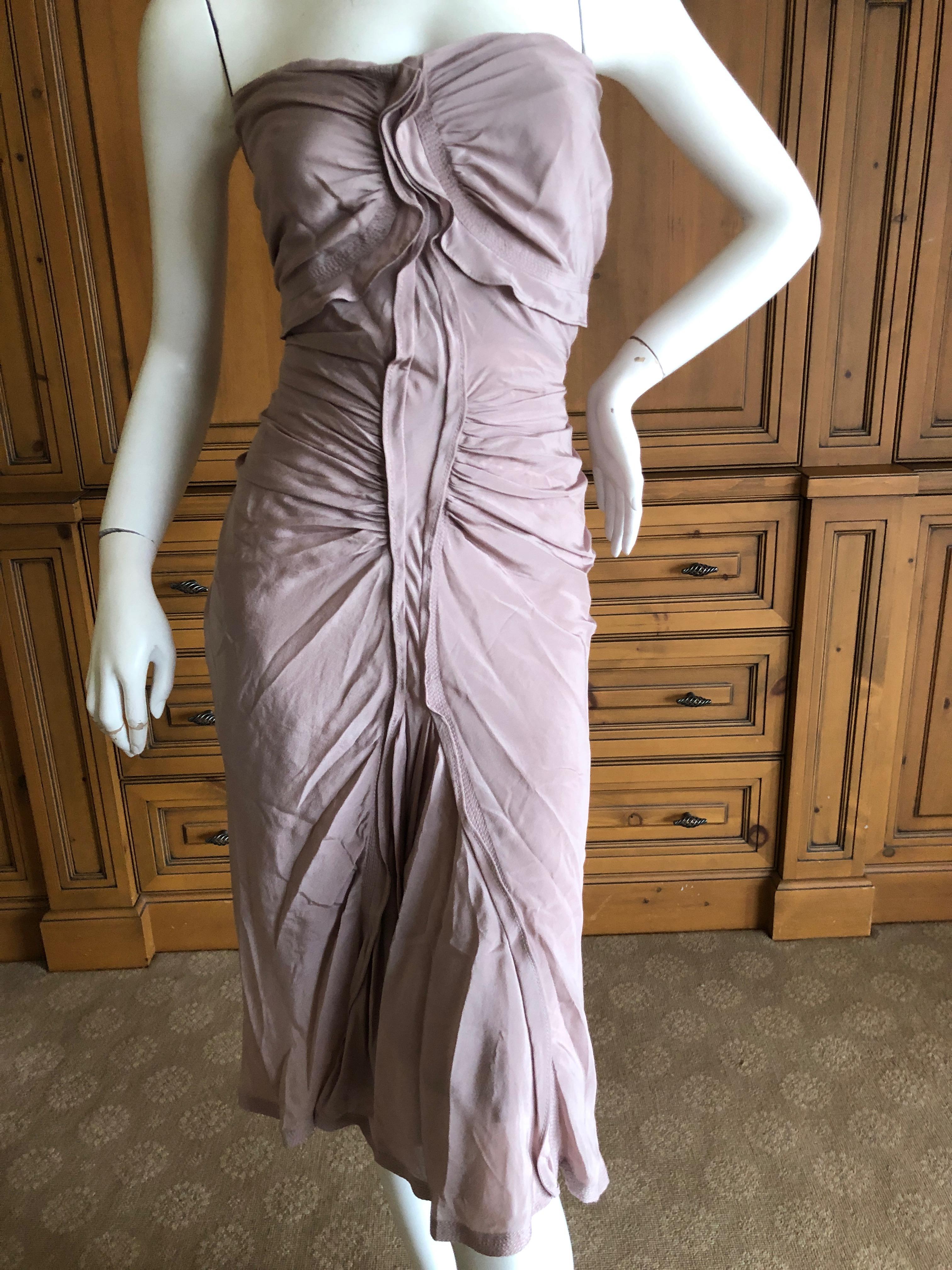 Yves Saint Laurent by Tom Ford 2003 Ruffled Strapless Mauve Silk  Dress 
French Size 42
Bust 35