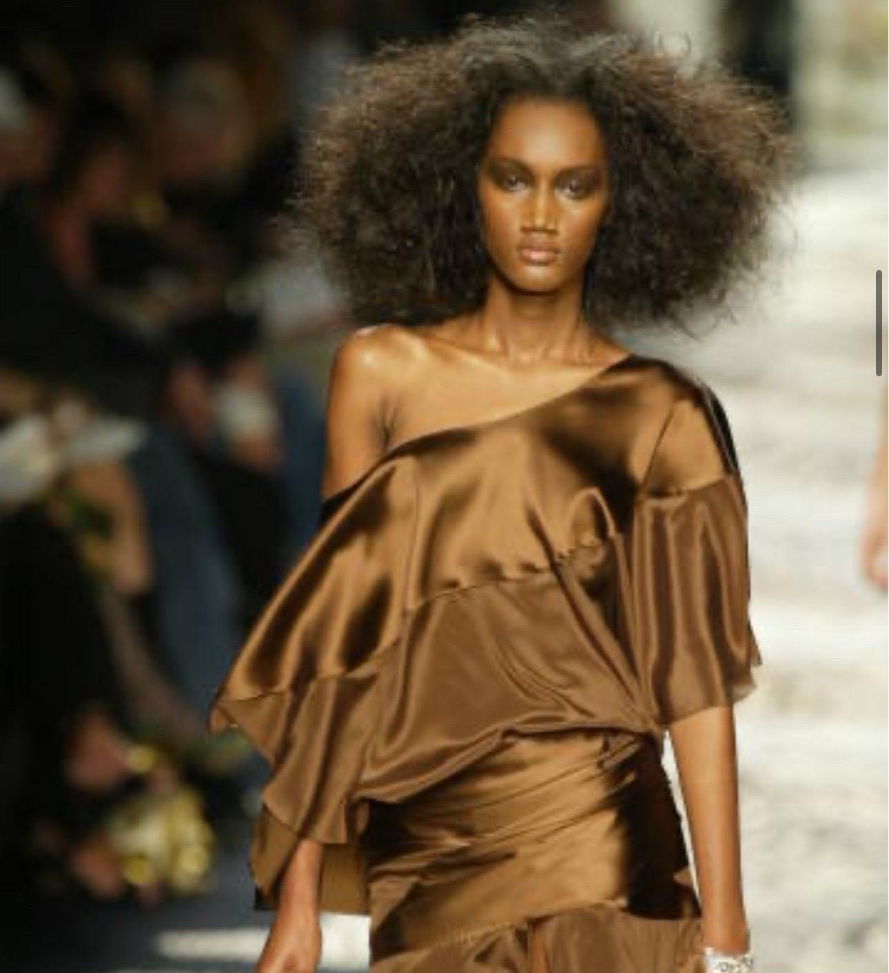 Yves Saint Laurent by Tom Ford 2004 Tangerine Chiffon Satin Silk Wrap Top 40 en venta 5