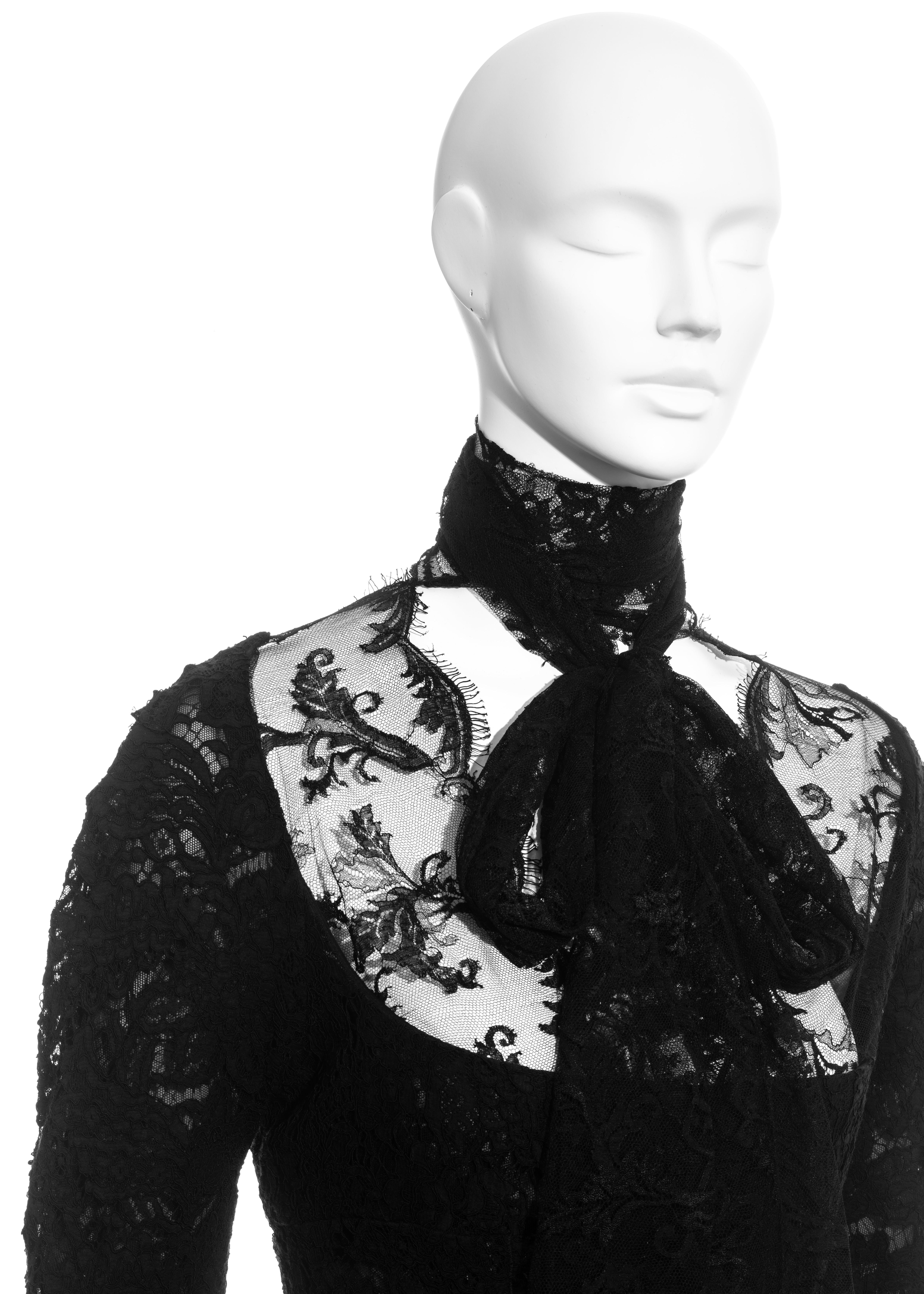 Women's Yves Saint Laurent by Tom Ford black lace long-sleeve evening dress, fw 2002 For Sale
