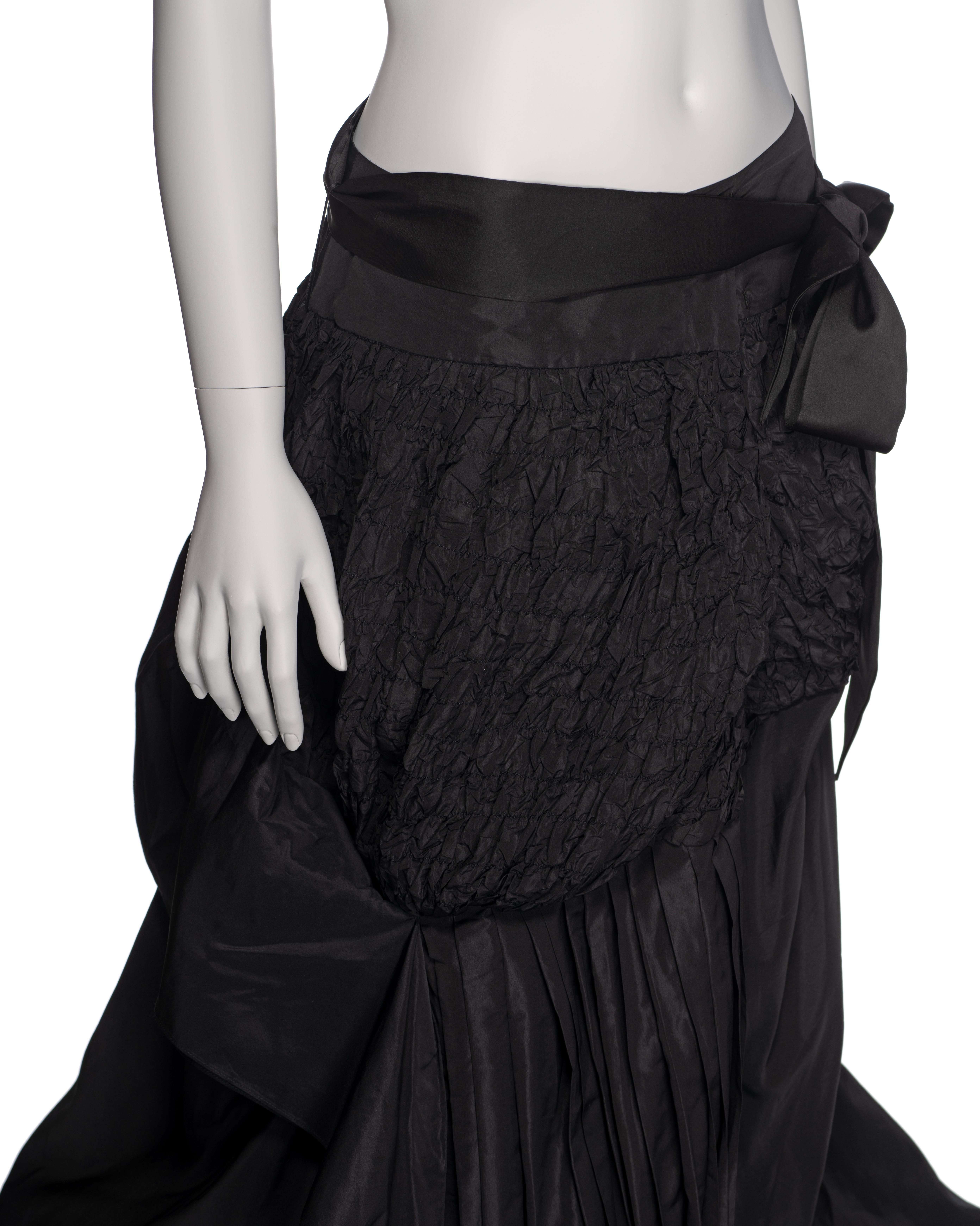 Yves Saint Laurent by Tom Ford Black Silk Taffeta Trained Evening Skirt, FW 2001 For Sale 7
