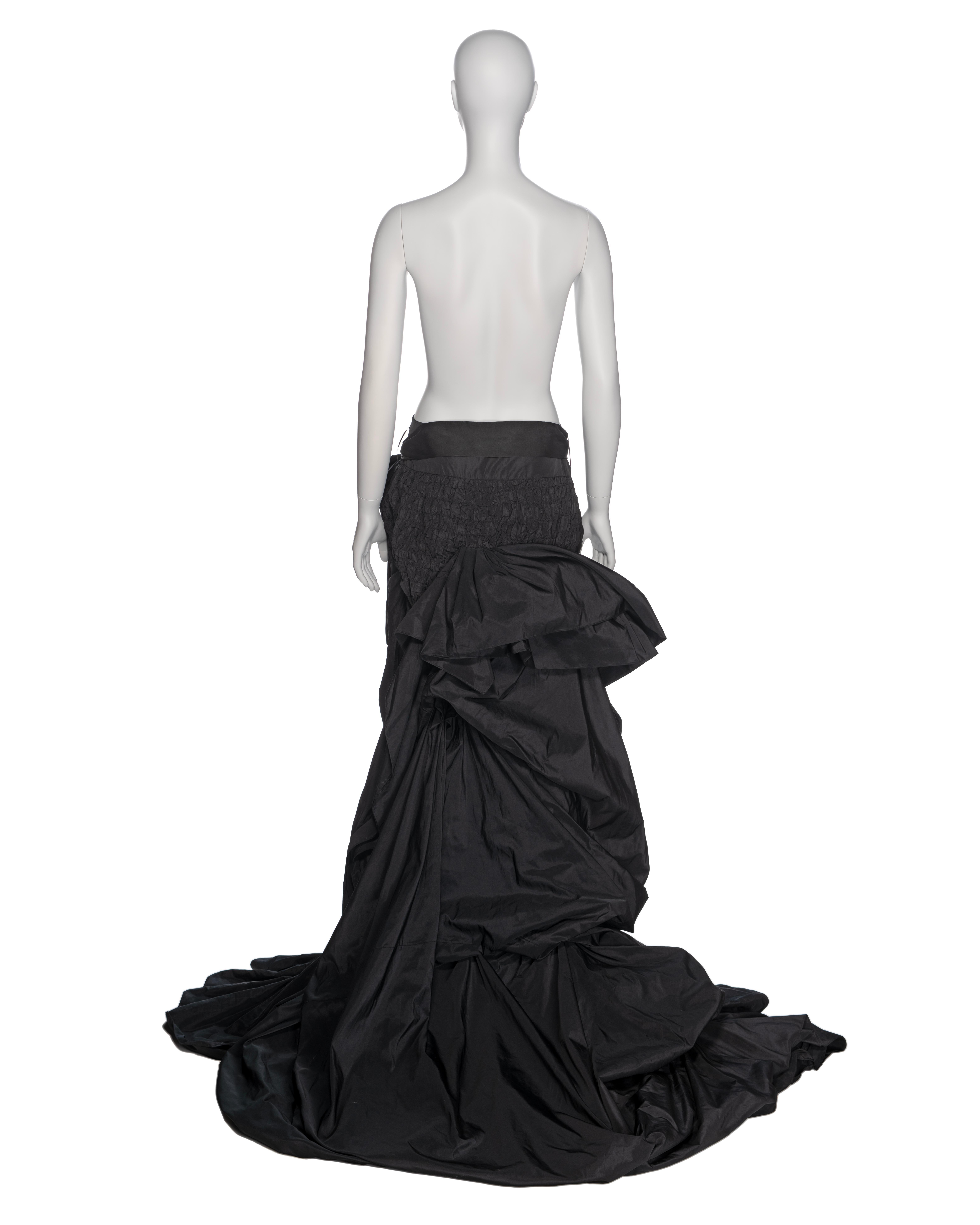 Yves Saint Laurent by Tom Ford Black Silk Taffeta Trained Evening Skirt, FW 2001 For Sale 10