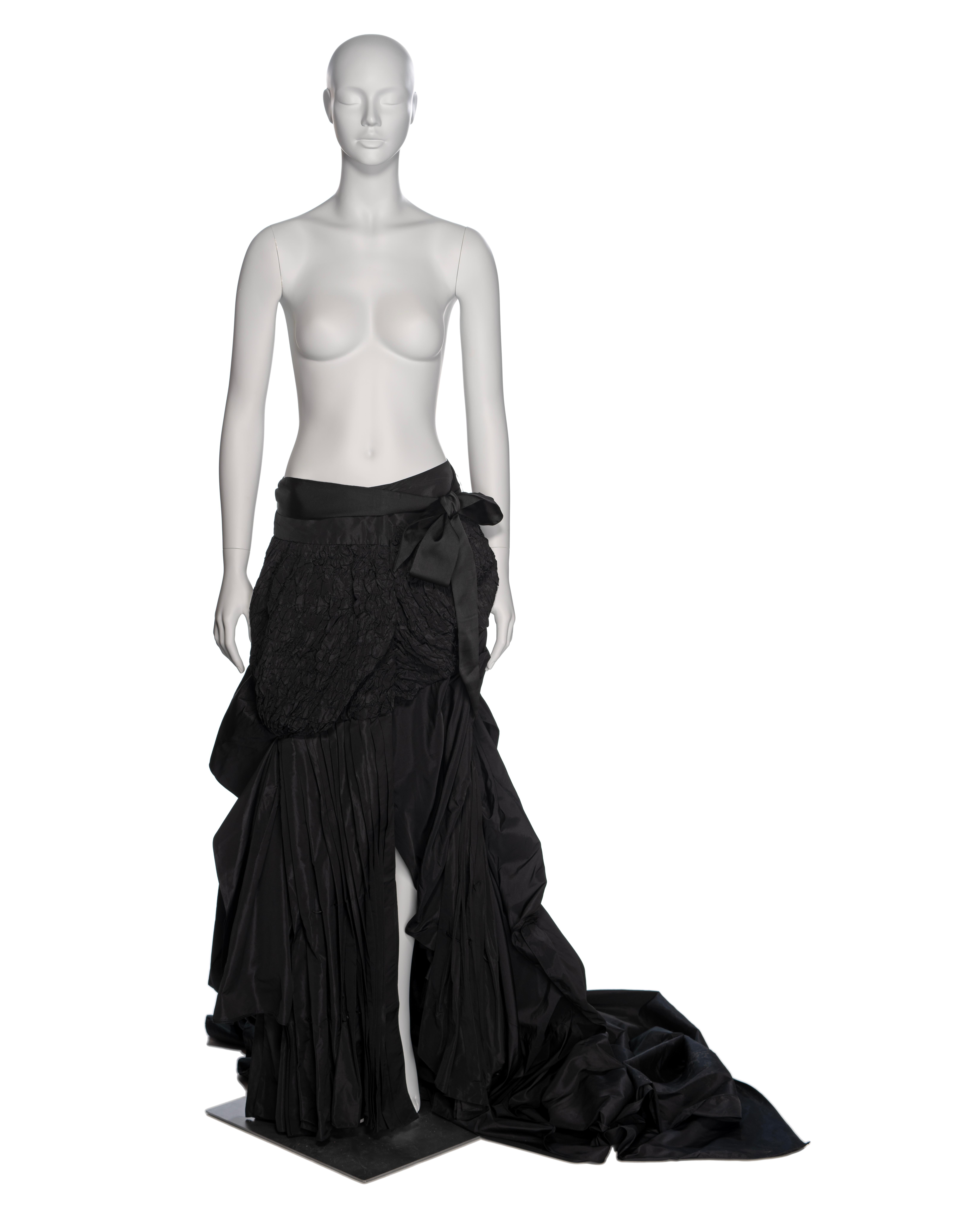 ▪ Brand: Yves Saint Laurent
▪ Creative Director: Tom Ford
▪ Collection: Fall-Winter 2001
▪ Sold by: One of a Kind Archive
▪ Fabric: Silk Taffeta 
▪ Details: Smocking, accordion pleating, wrap fastening, silk ribbon belt, train
▪ Size: approx. FR38 -