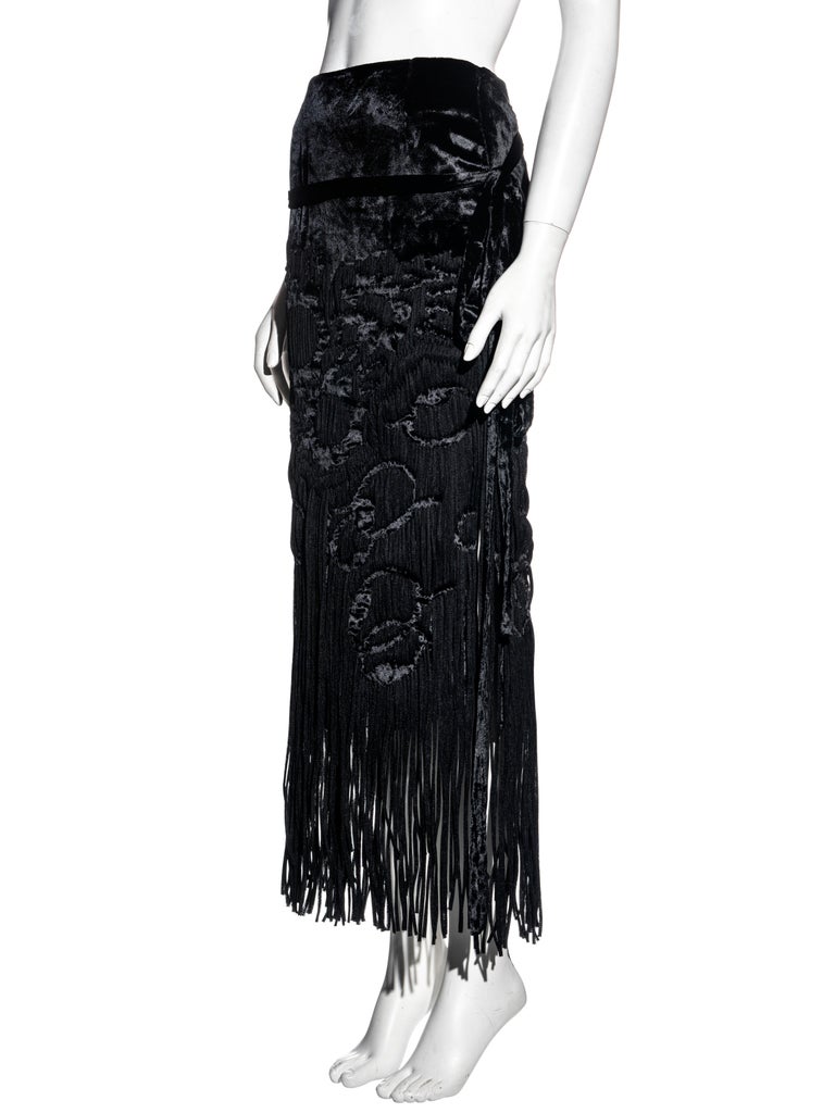 Yves Saint Laurent by Tom Ford black silk velvet evening skirt, fw 2001 For Sale 3
