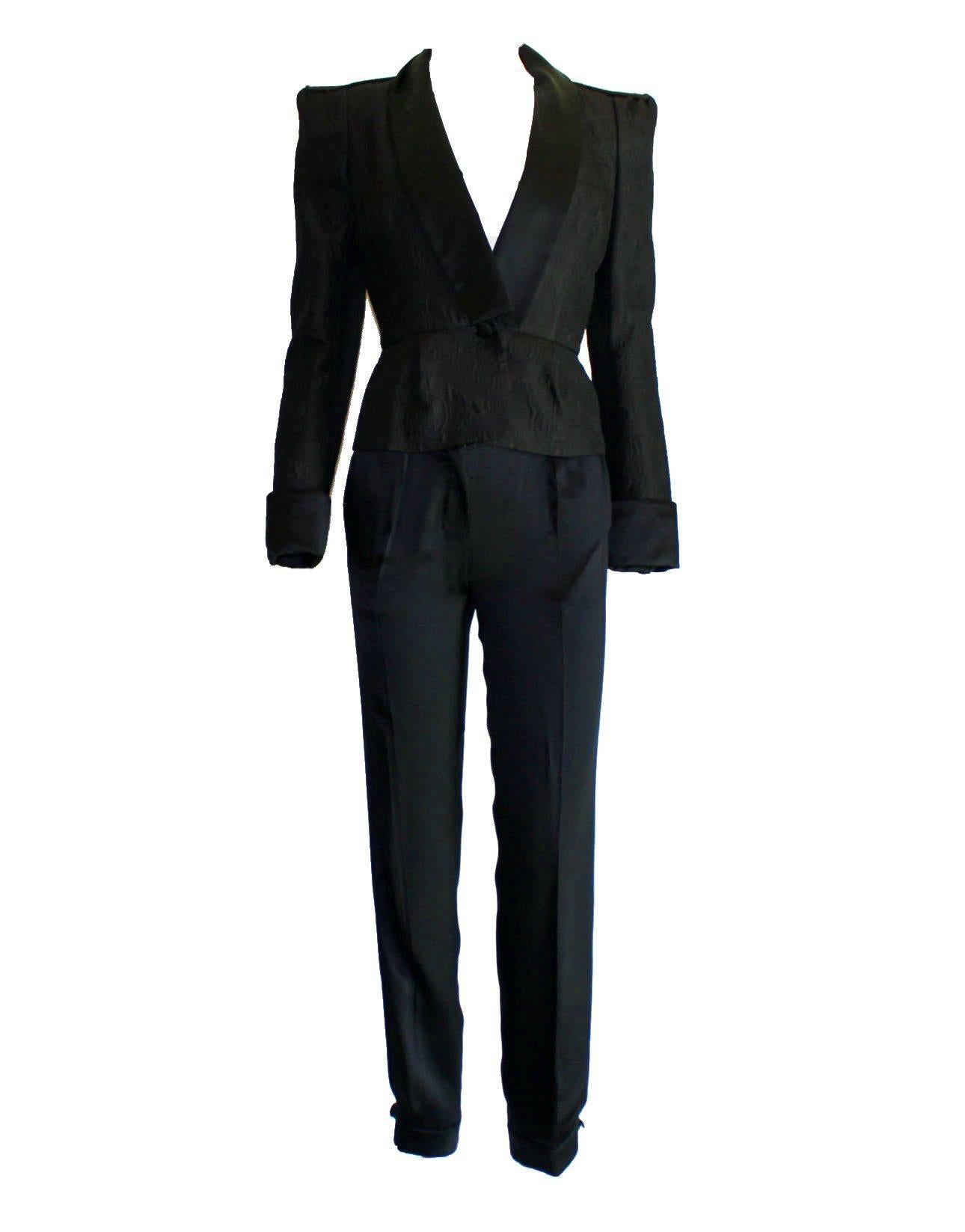 Yves Saint Laurent by Tom Ford 2004 Chinoiserie Tuxedo Smoking Evening Suit 34 For Sale 2