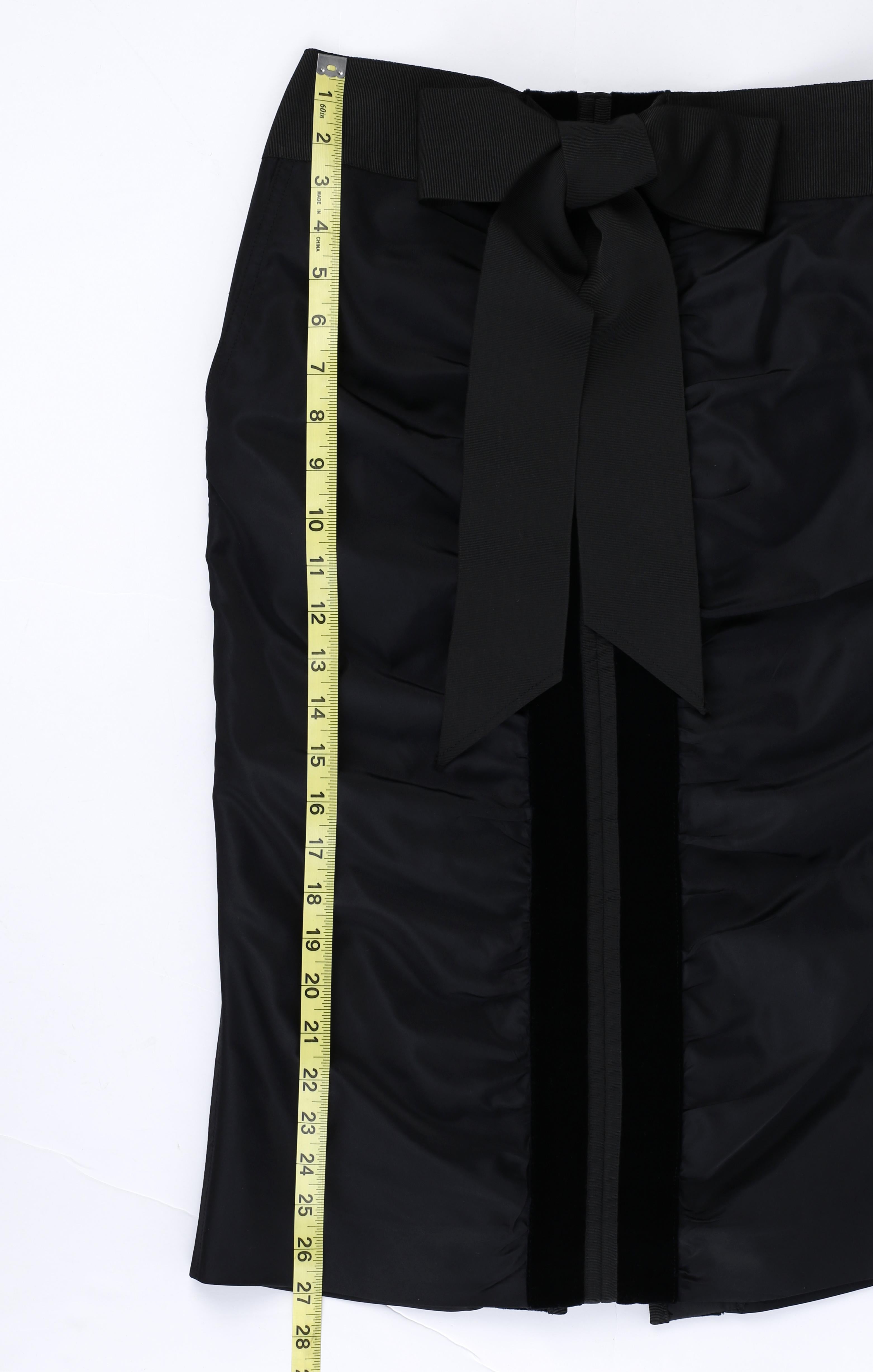 Yves Saint Laurent par Tom Ford, tailleur jupe et veste de soirée en soie noire, A/H 2002 en vente 8