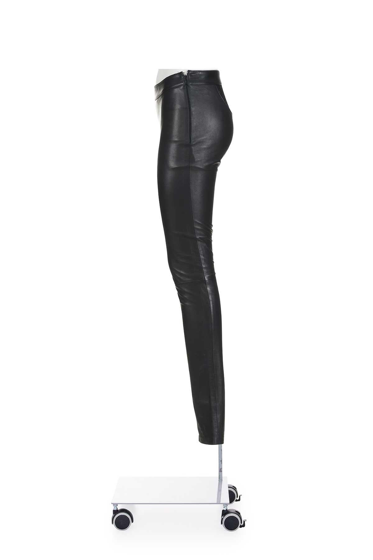 Black YVES SAINT LAURENT BY TOM FORD FW 03 iconic skinny leather trousers in vendita