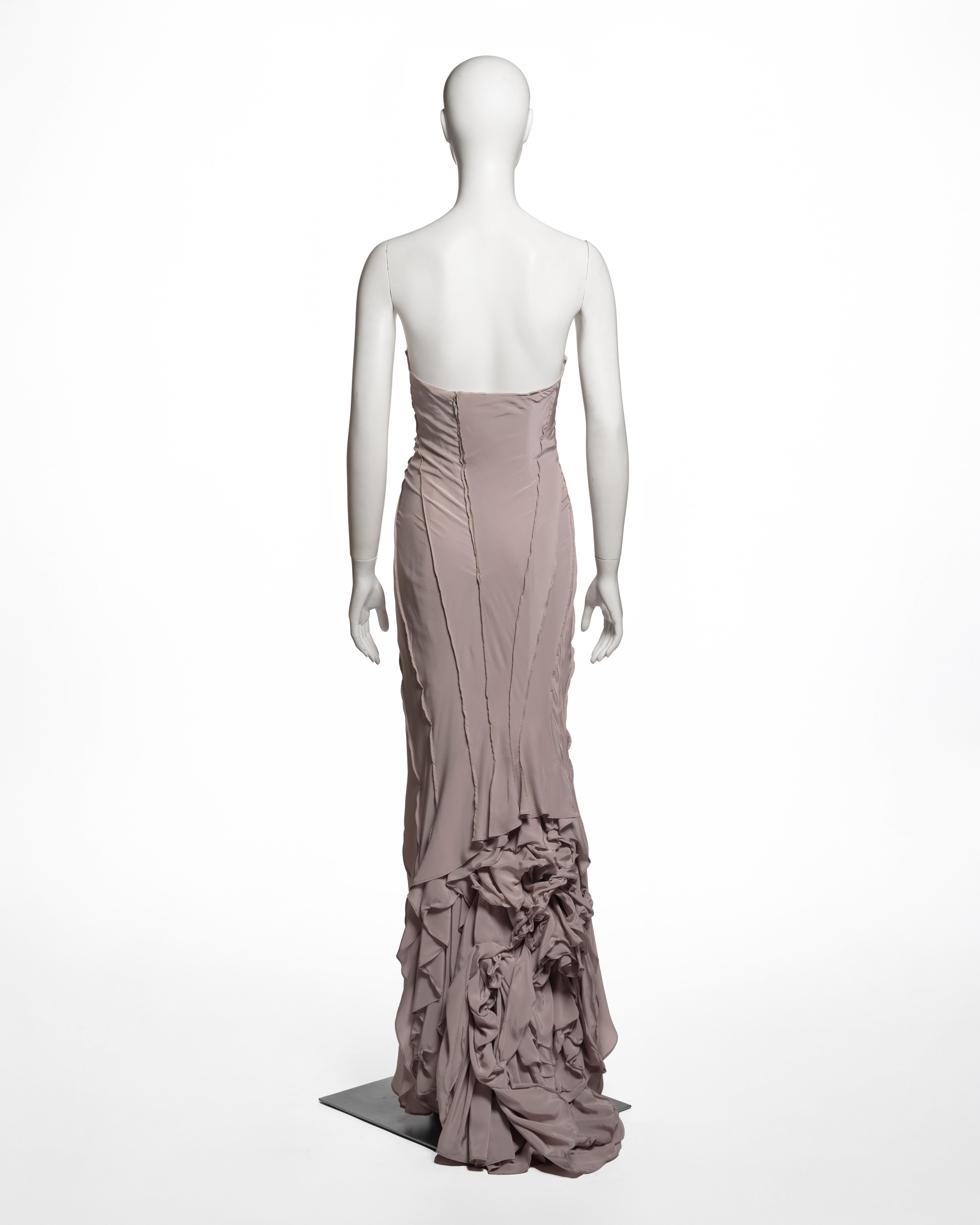 Yves Saint Laurent by Tom Ford Abito da sera senza spalline in seta color malva pallido, SS 2003 in vendita 5