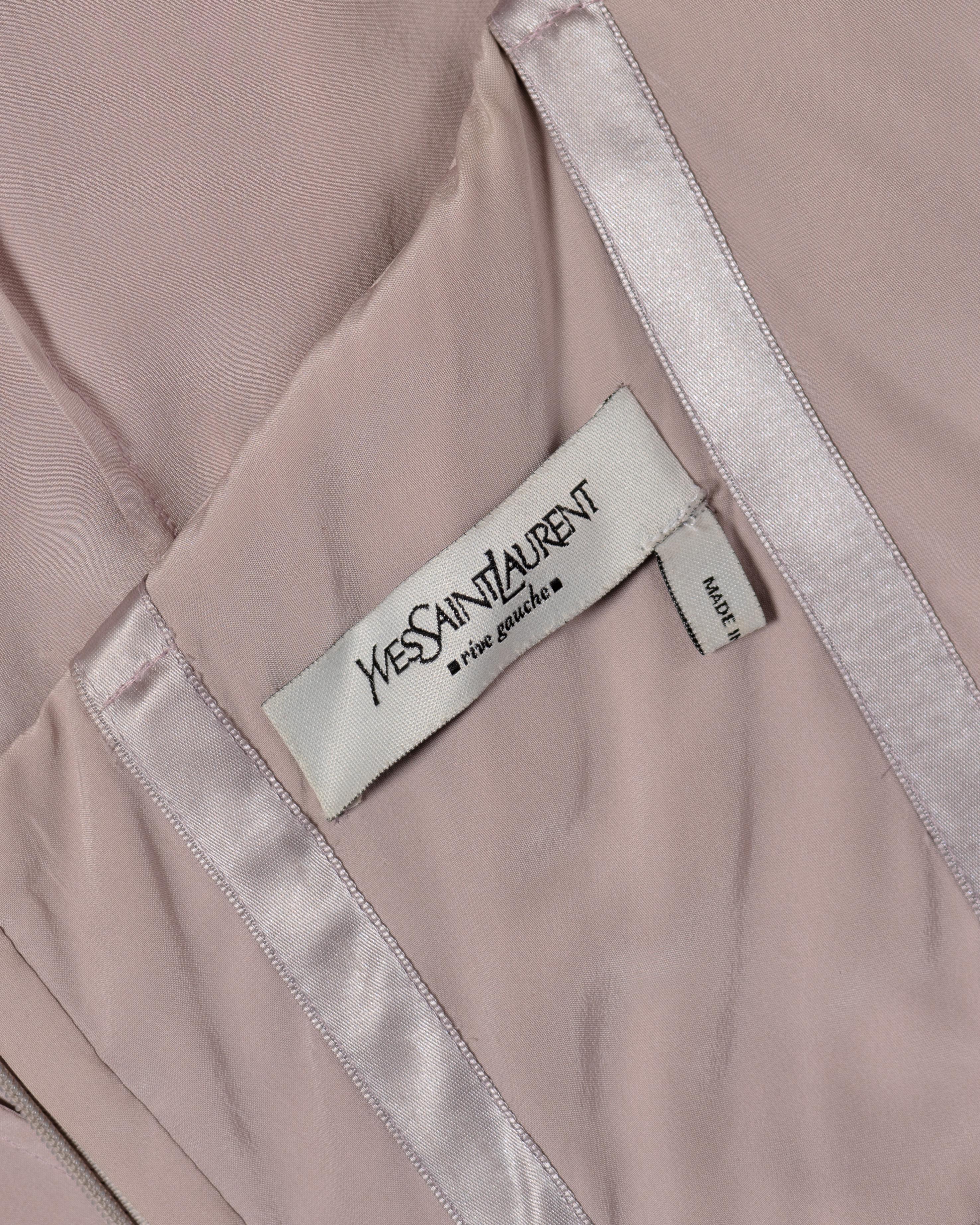 Yves Saint Laurent by Tom Ford Abito da sera senza spalline in seta color malva pallido, SS 2003 in vendita 11