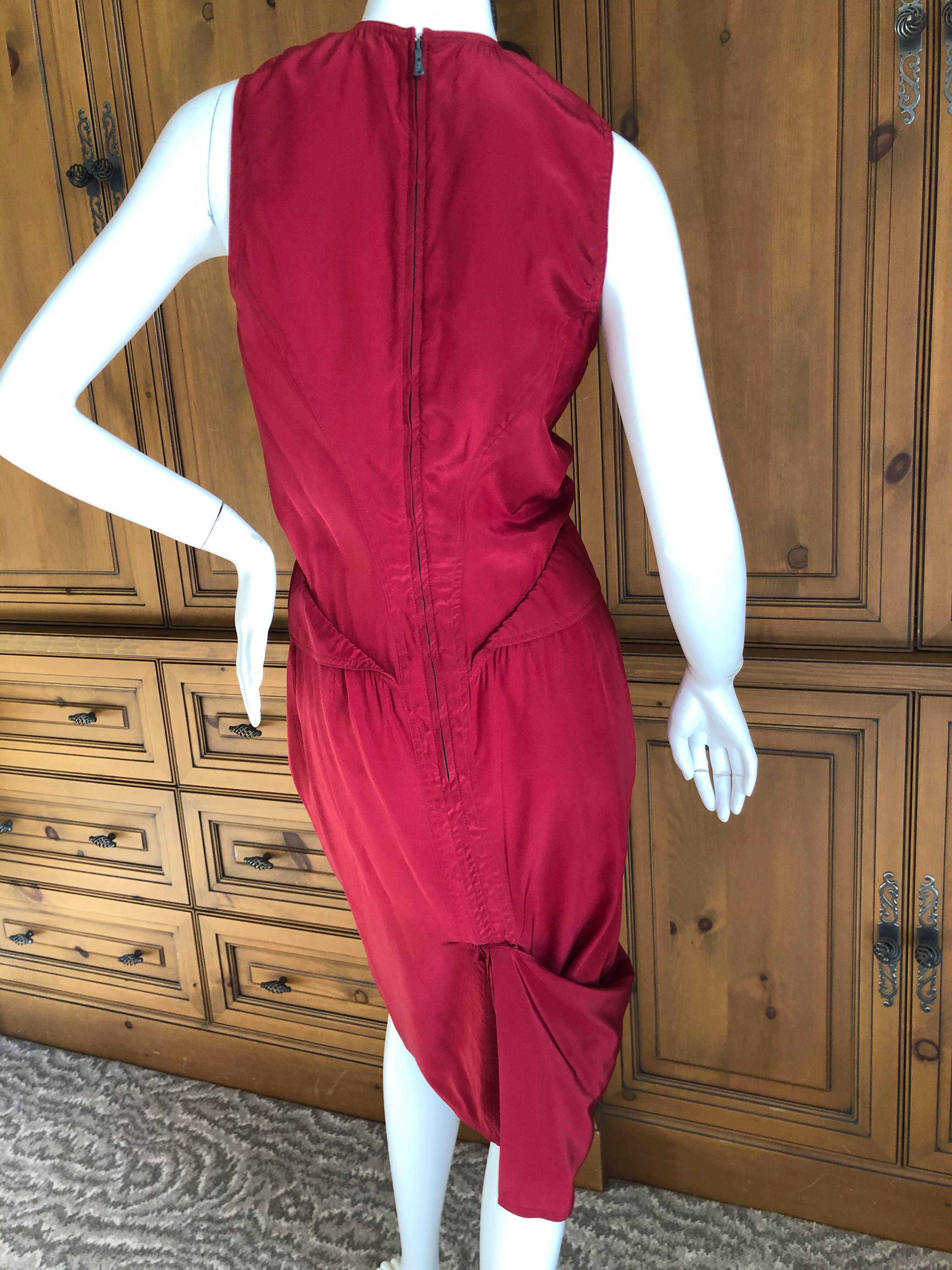 Yves Saint Laurent by Tom Ford Red Silk Keyhole Dress 2003 For Sale 2