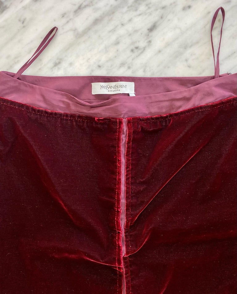 F/W 2002 Yves Saint Laurent by Tom Ford Red Velvet Skirt Suit For Sale 11