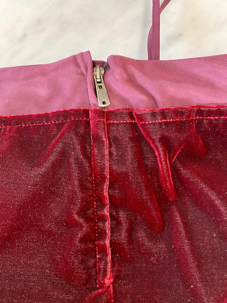 F/W 2002 Yves Saint Laurent by Tom Ford Red Velvet Skirt Suit For Sale 14