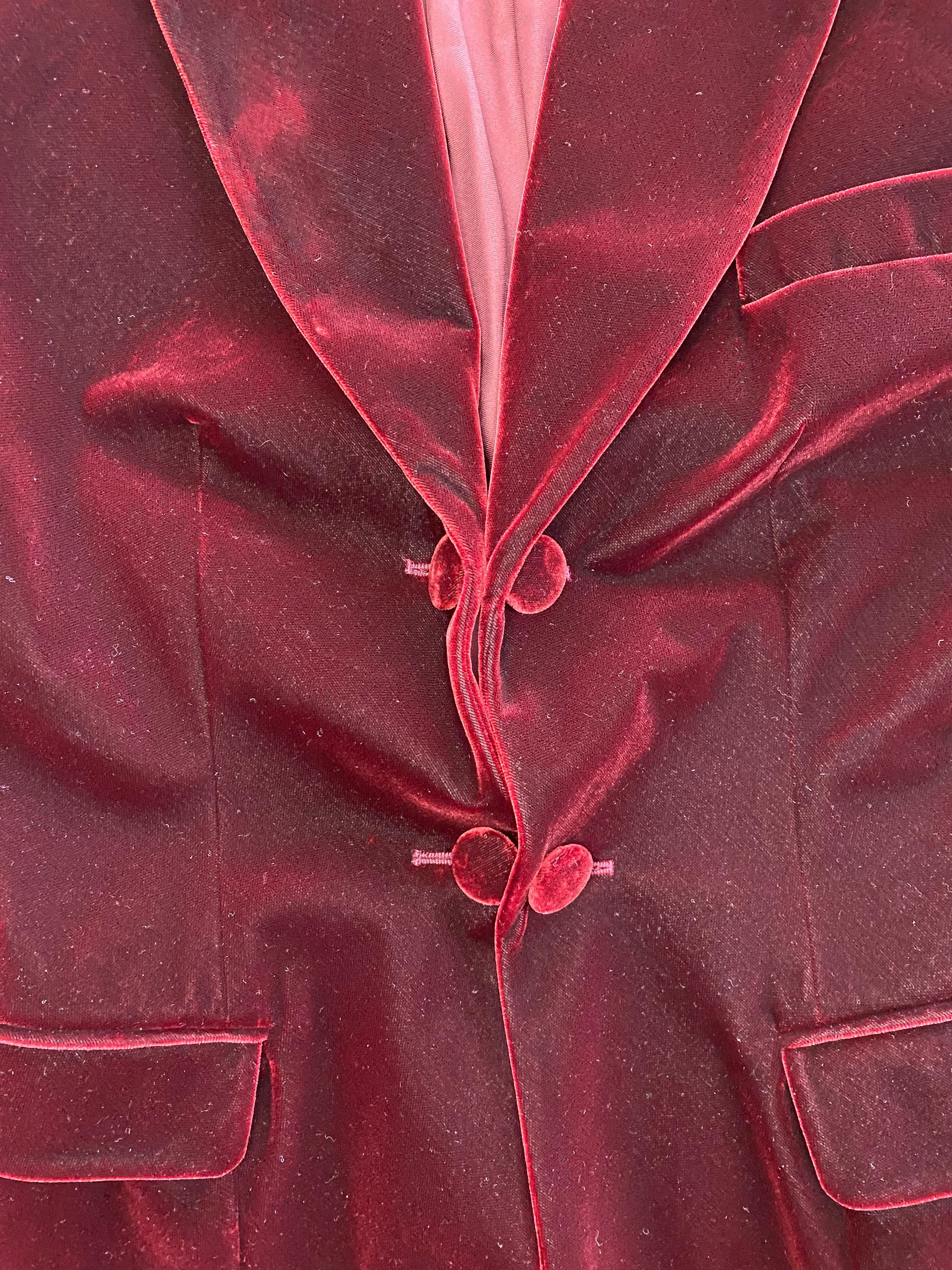 F/W 2002 Yves Saint Laurent by Tom Ford Red Velvet Skirt Suit For Sale 1