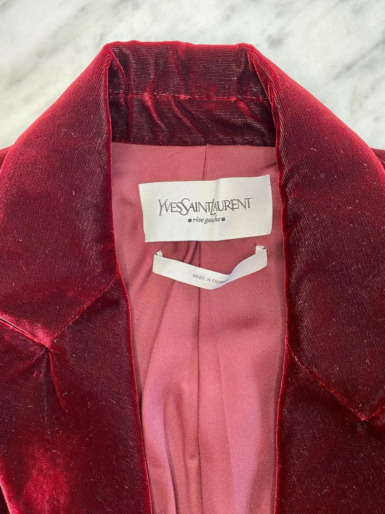 F/W 2002 Yves Saint Laurent by Tom Ford Red Velvet Skirt Suit For Sale 6