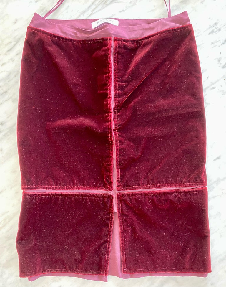 F/W 2002 Yves Saint Laurent by Tom Ford Red Velvet Skirt Suit For Sale 10