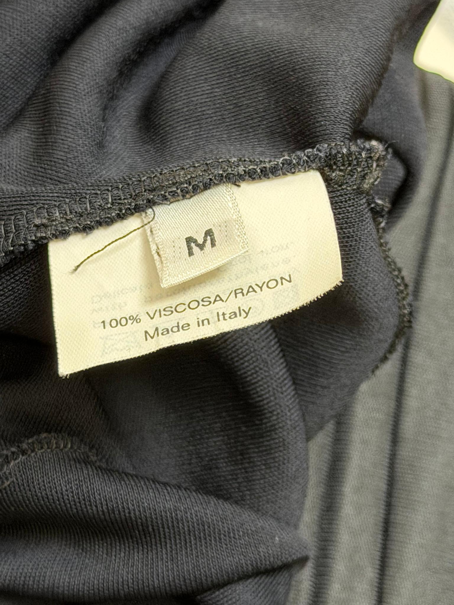 Yves Saint Laurent by Tom Ford - P/E 2003 - Top in jersey nero e gonna in chiffon a strati in vendita 6