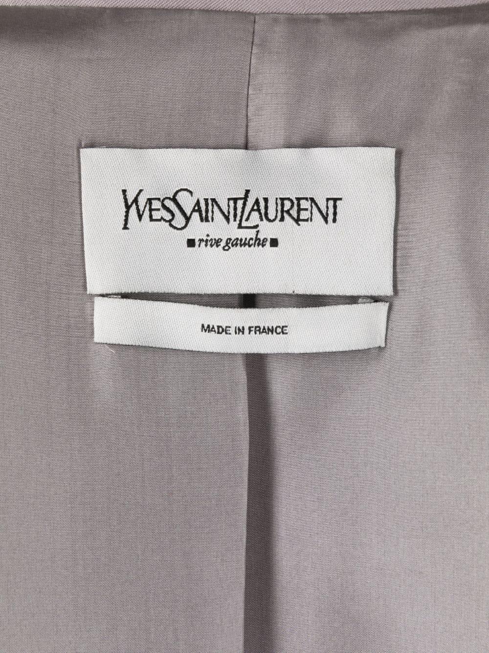 Yves Saint Laurent by Tom Ford Lila Blazer aus Satin in Flieder im Angebot 2