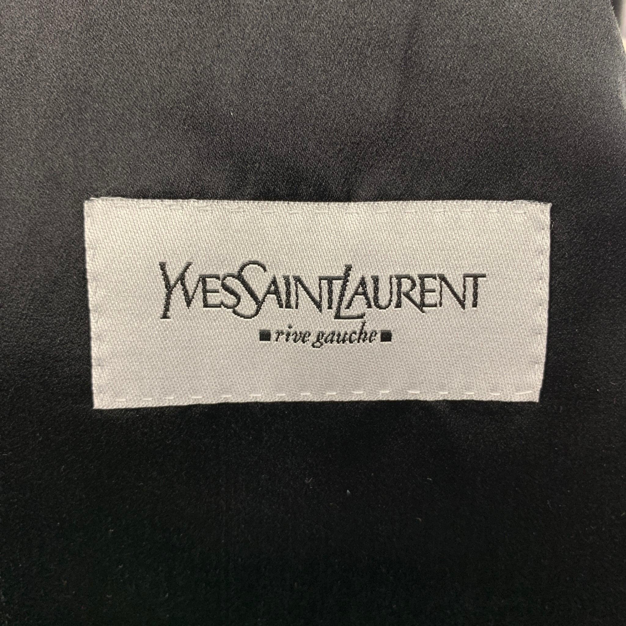 YVES SAINT LAURENT by Tom Ford Size 40 Textured Silk Notch Lapel Sport Coat For Sale 3