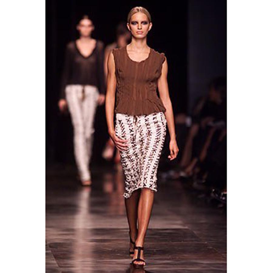 Yves Saint Laurent by Tom Ford SS-02 Cotton Laced Safari Skirt with Leopard Trim For Sale 2
