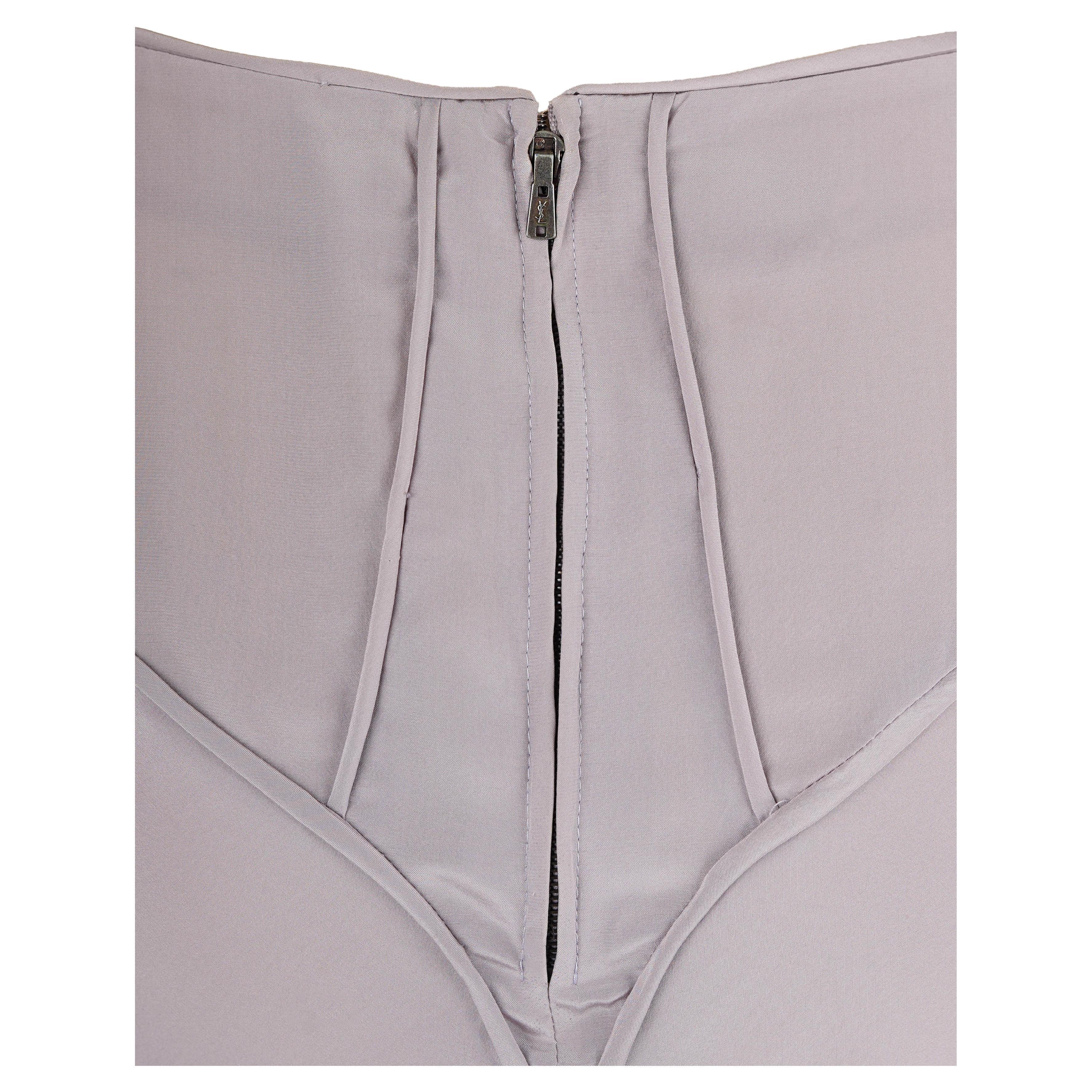 Yves Saint Laurent by Tom Ford SS 2003 Laufsteg Rüschenrock FR38 im Angebot 5