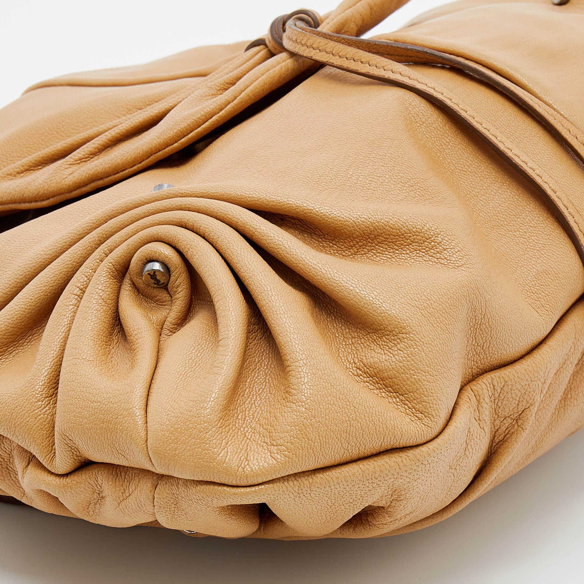 Yves Saint Laurent By Tom Ford Tan Leather Gathered Shoulder Bag 3