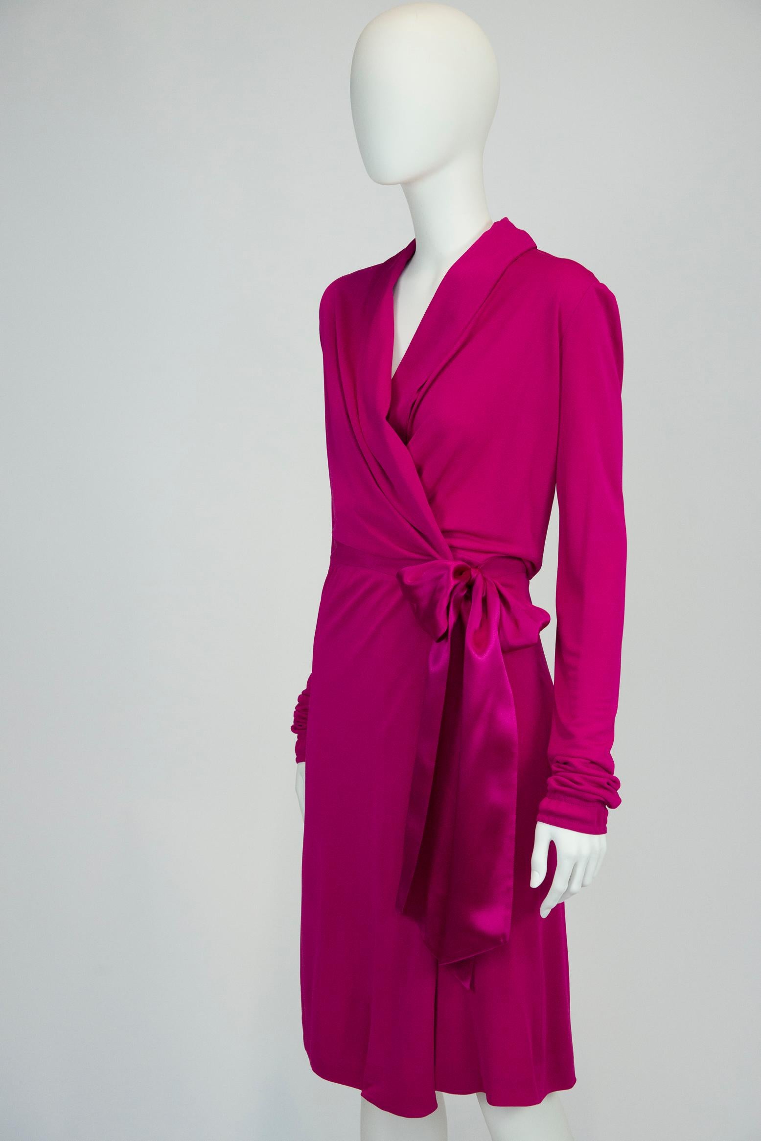 Yves Saint Laurent By Tom Ford Wrap Dress For Sale 1
